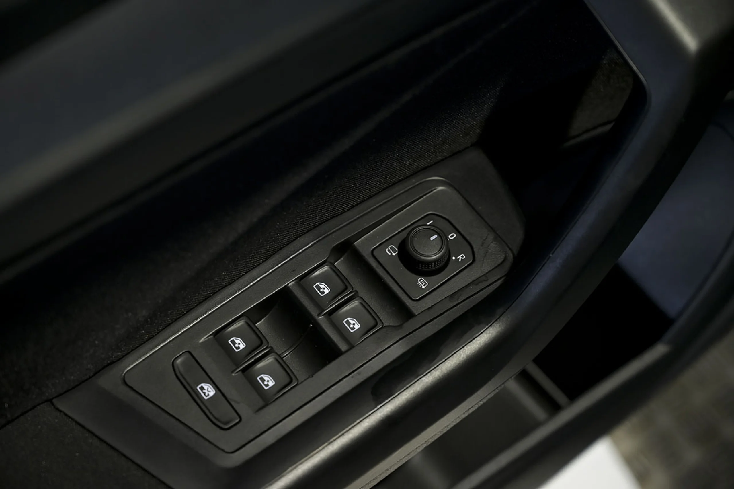 Volkswagen T-Roc Life 2.0 TDI 85kW 115CV - Foto 21