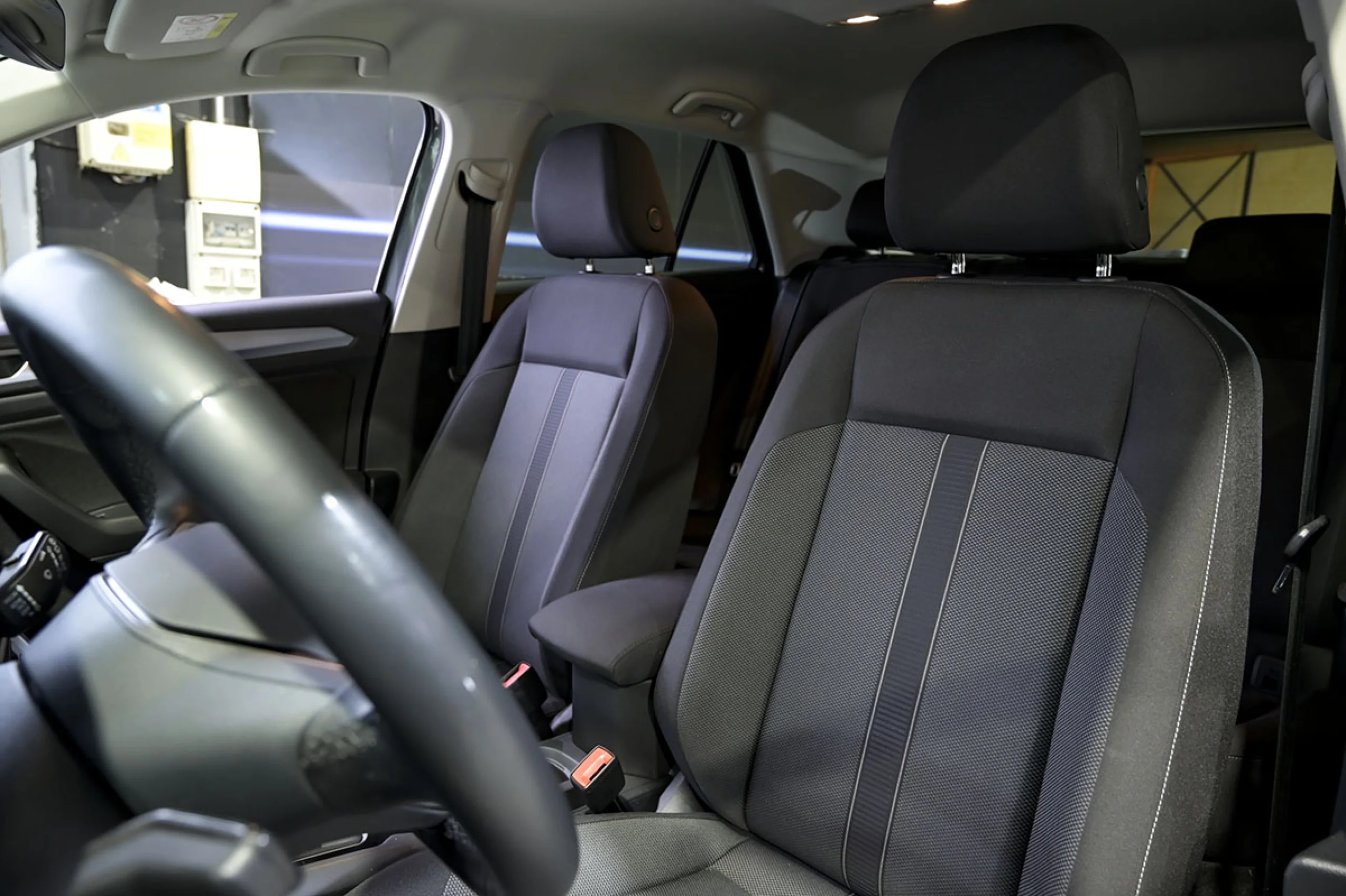 Volkswagen T-Roc Life 2.0 TDI 85kW 115CV - Foto 23