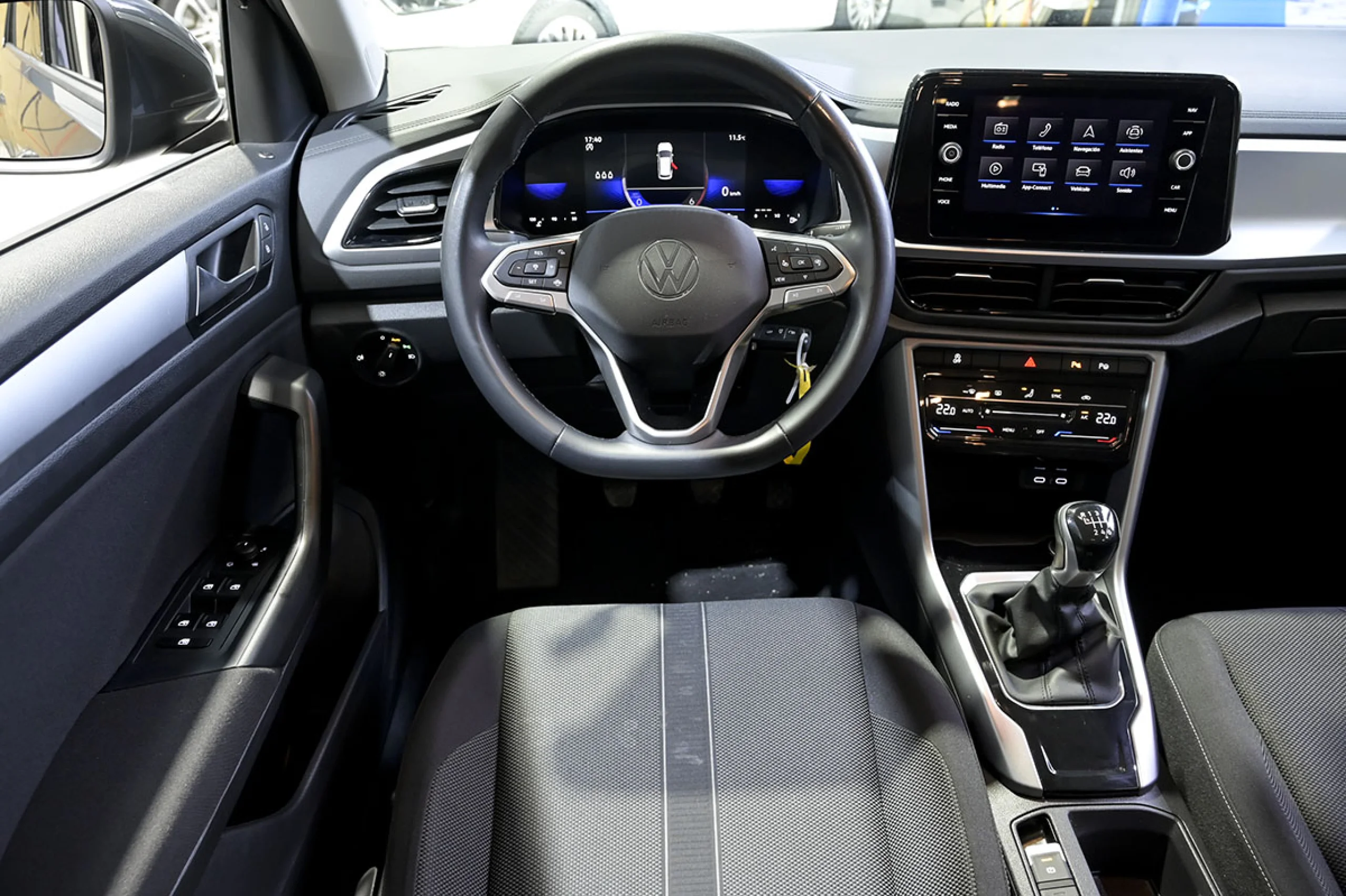 Volkswagen T-Roc Life 2.0 TDI 85kW 115CV - Foto 29