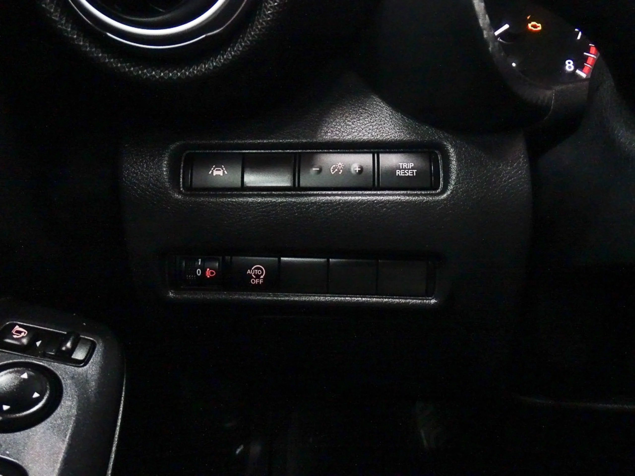 Nissan Juke DIGT 84 kW 114 CV 6MT Acenta - Foto 20