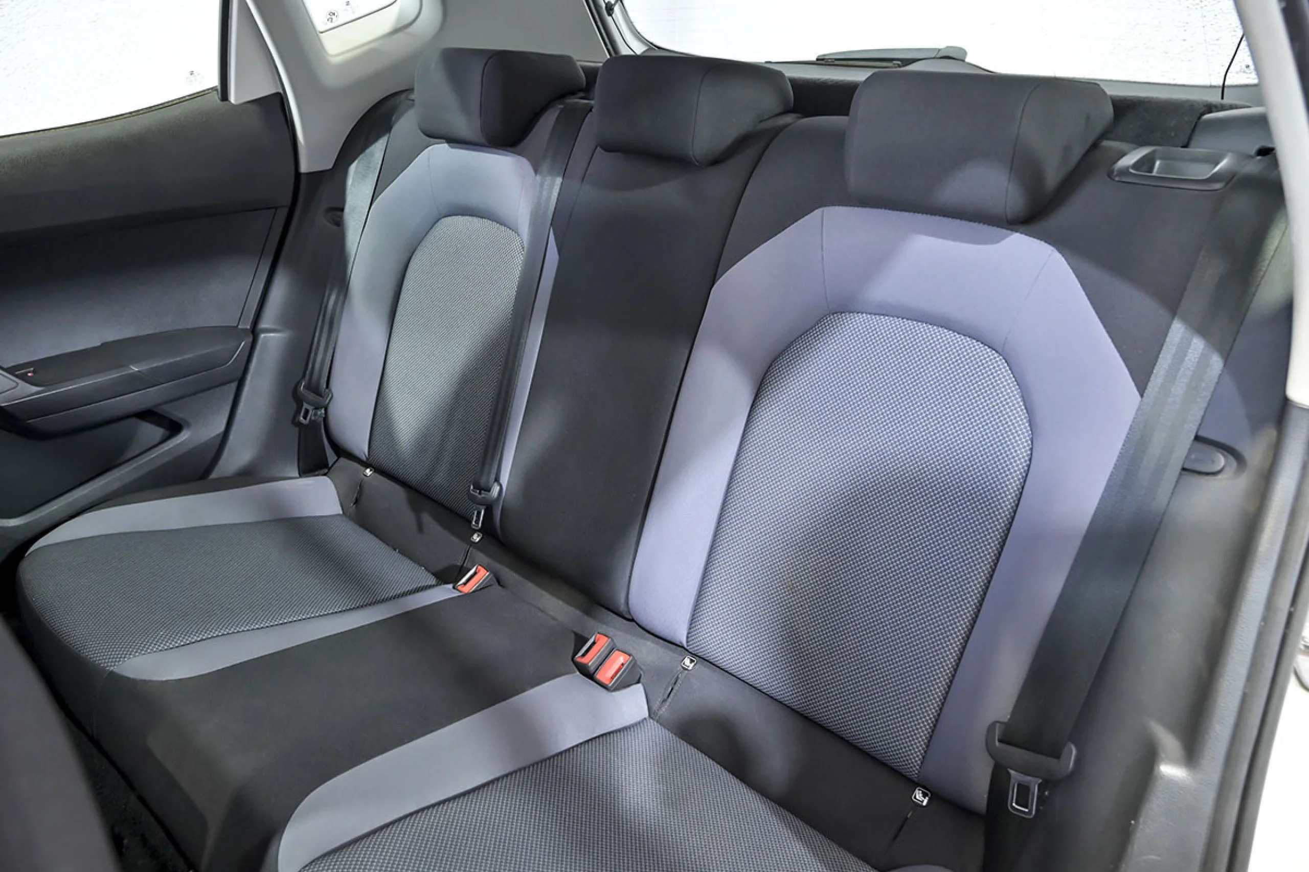 Seat Arona 1.0 TSI 81kW 110CV Style - Foto 17