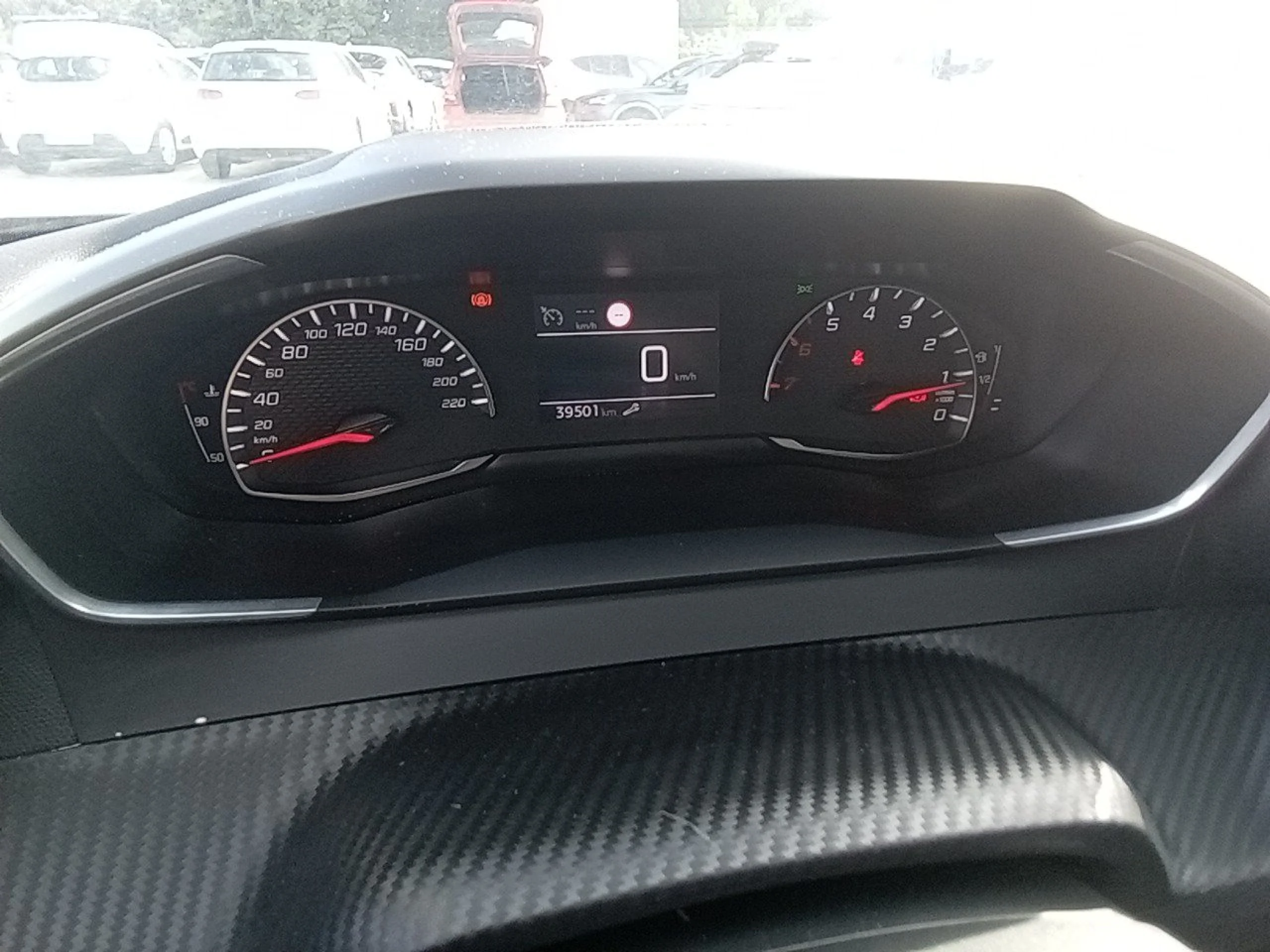 Peugeot 2008 Active Pack BlueHDI 81kW (110CV) - Foto 8