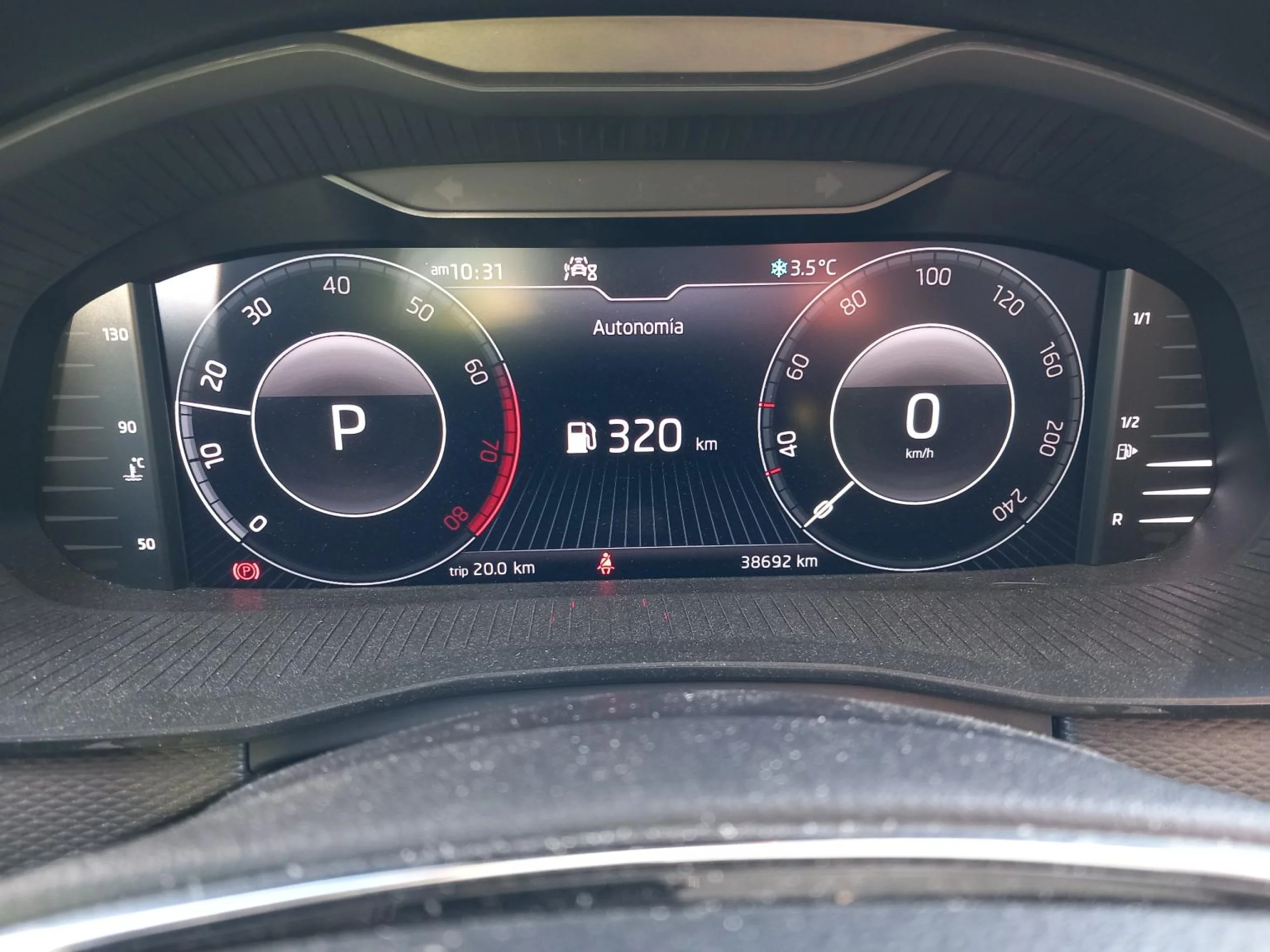 Skoda Kamiq 1.0 TSI 81kW (110CV) DSG Ambition - Foto 7