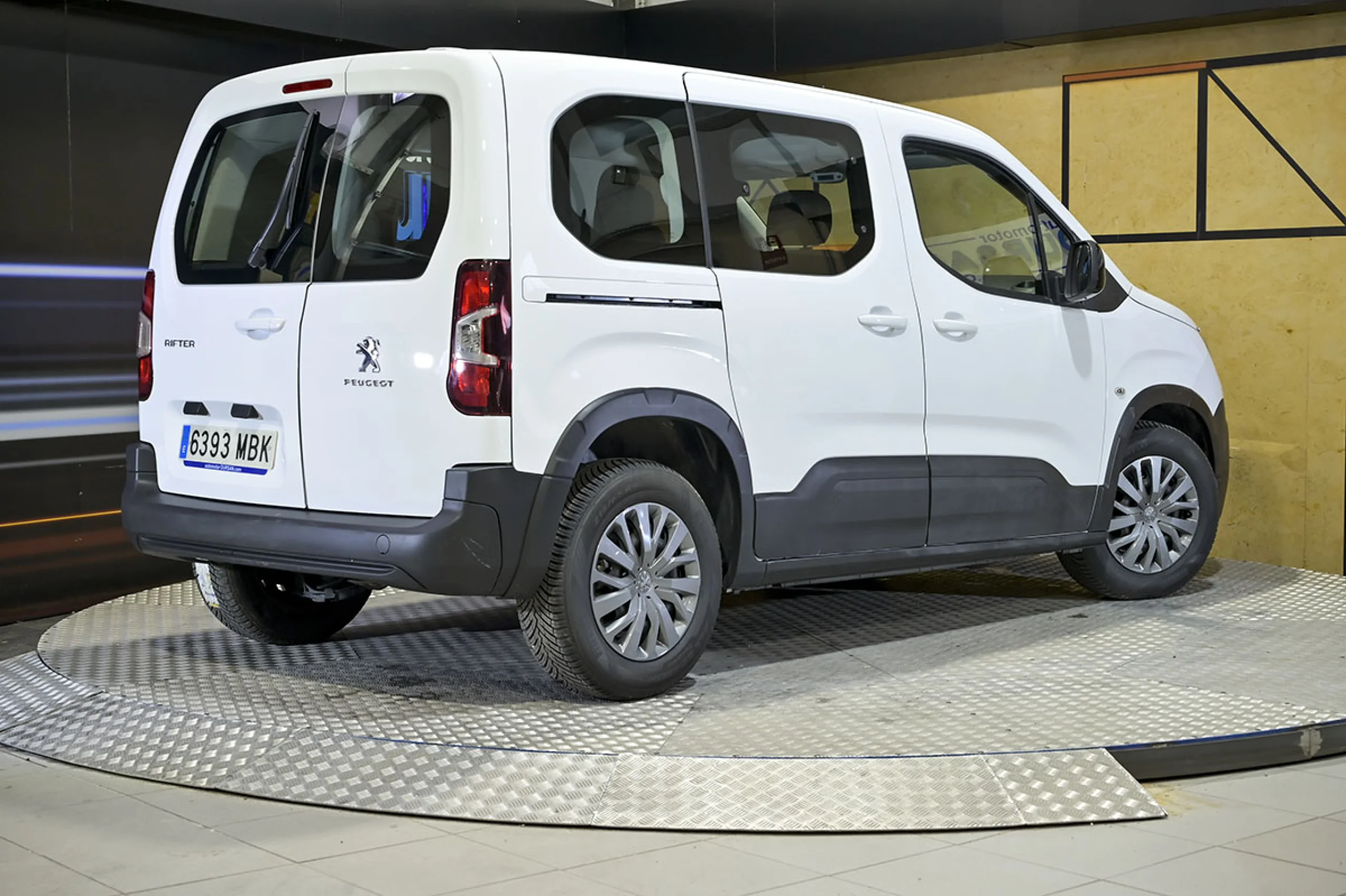 Peugeot Rifter Active Standard BlueHDi 73kW - Foto 5