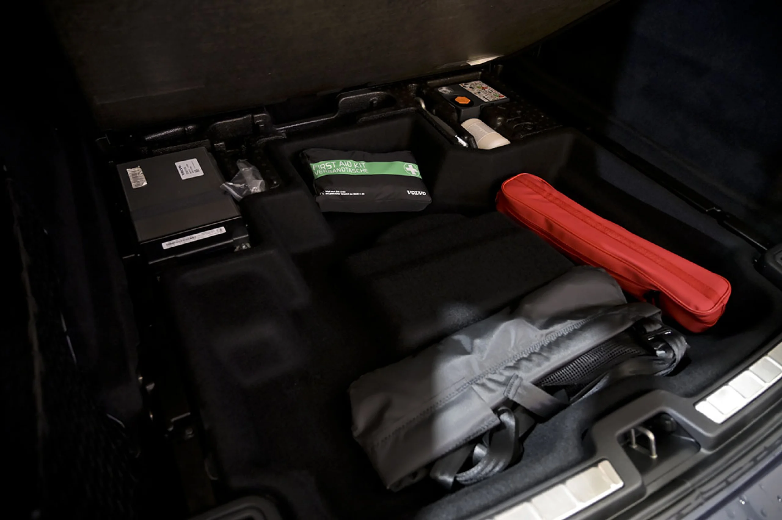 Volvo XC 60 XC60 2.0 B4 D Momentum Pro Auto - Foto 35