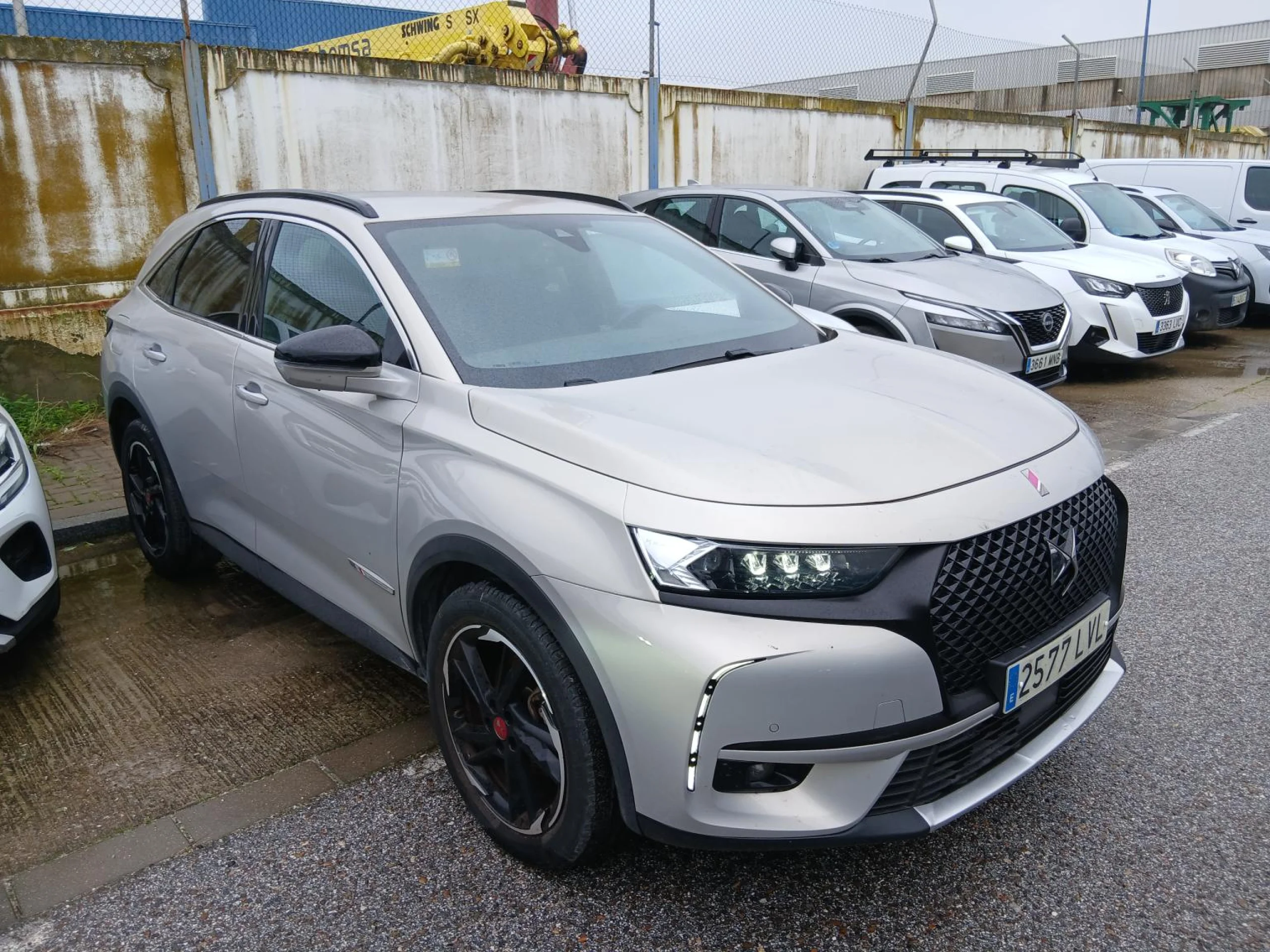 DS DS7 Crossback DS 7 CROSSBACK BlueHDi DE 96kW (130CV) AT. PERF.LINE - Foto 4