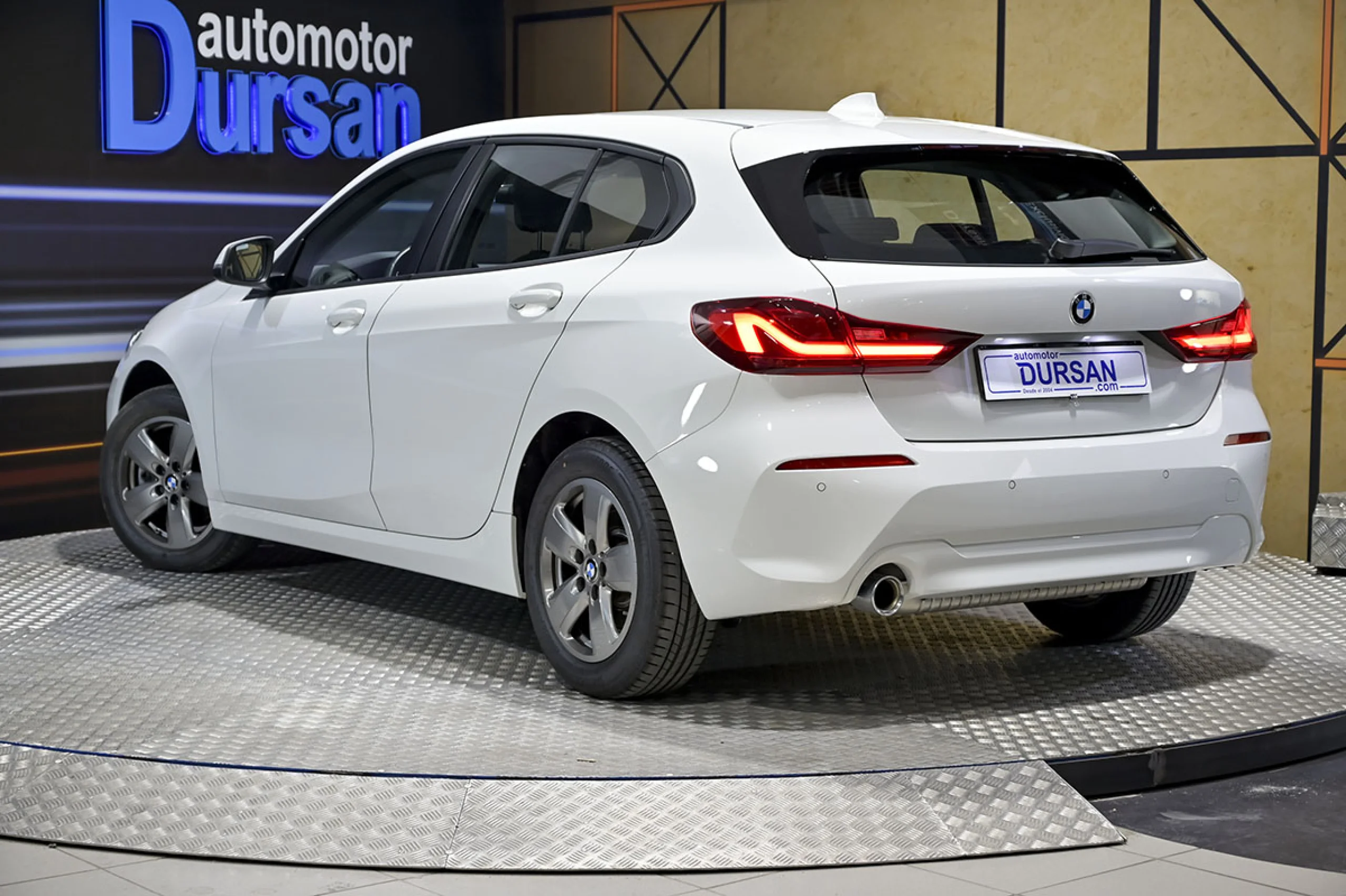 BMW 118 Serie 1 118i - Foto 4
