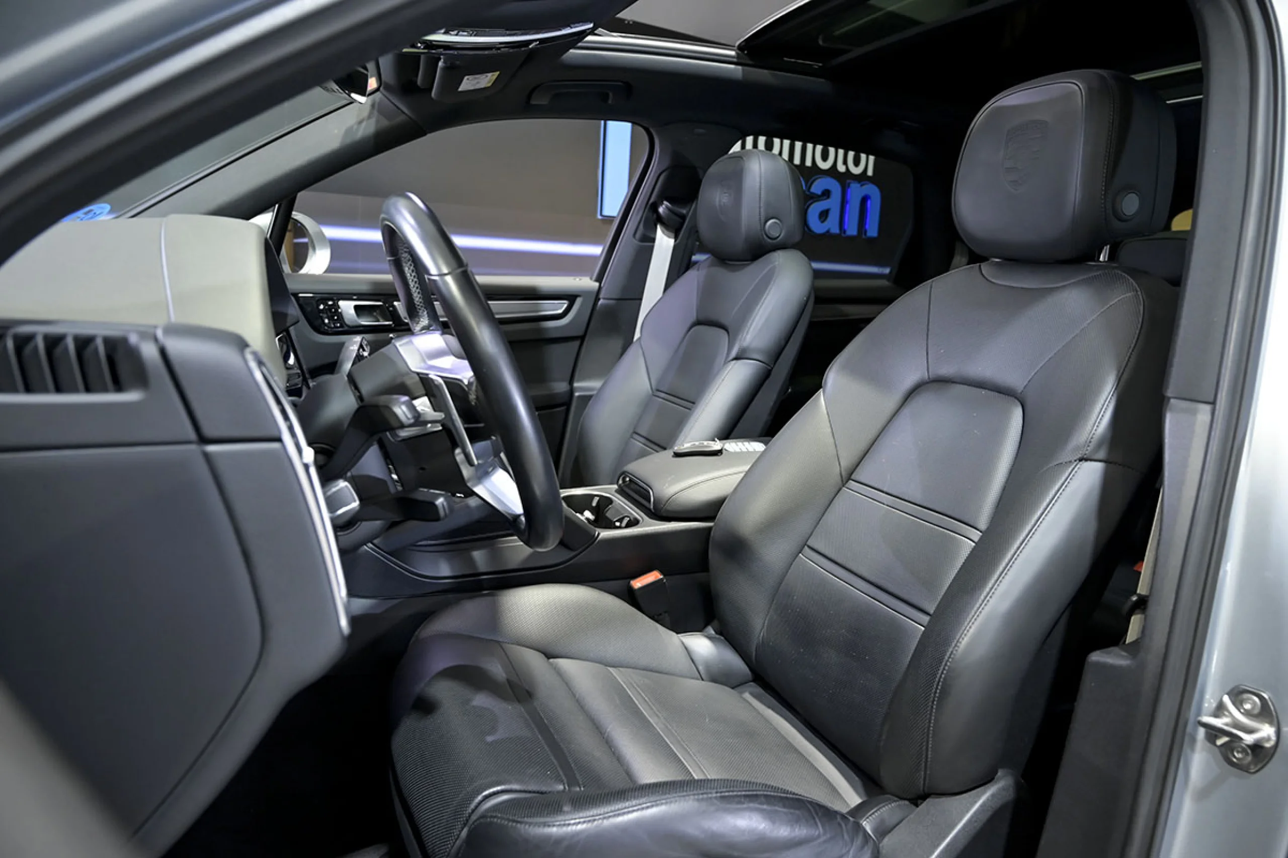 Porsche Cayenne EHybrid - Foto 24