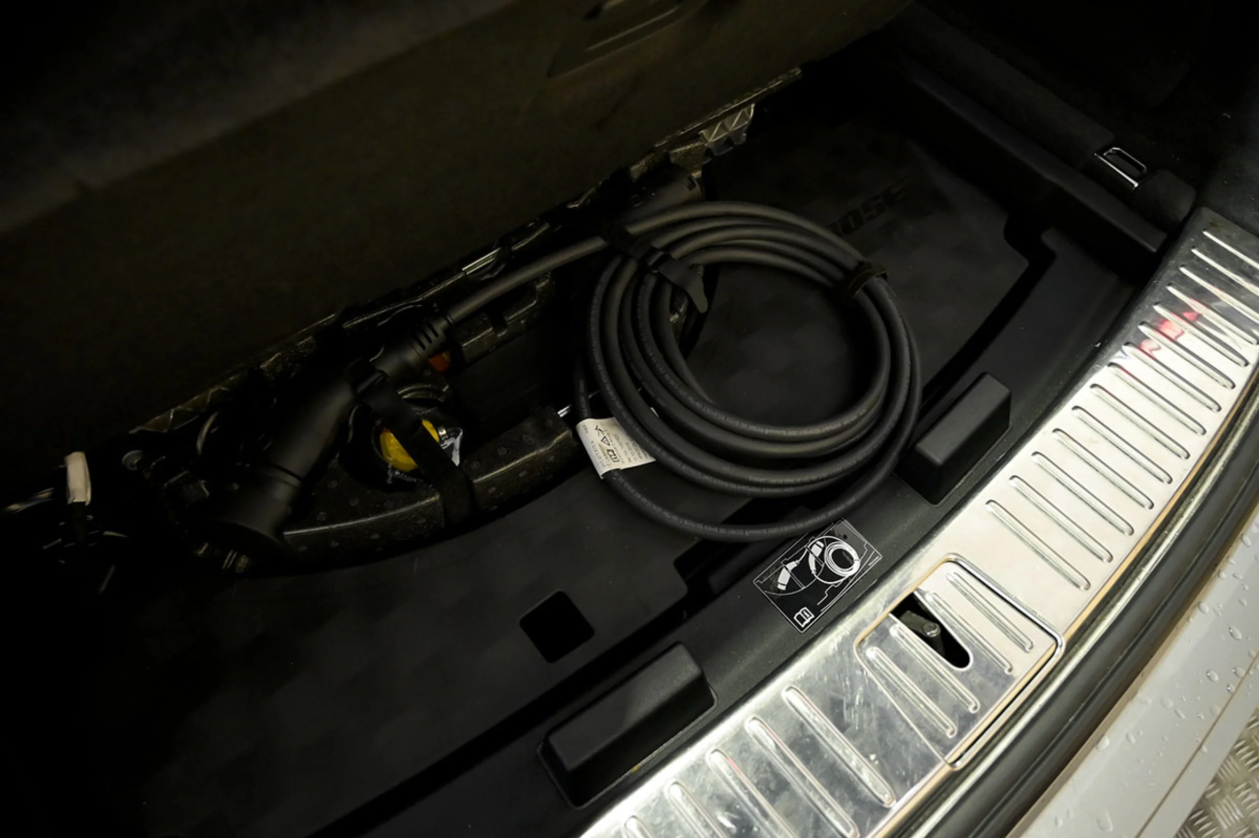 Porsche Cayenne EHybrid - Foto 40