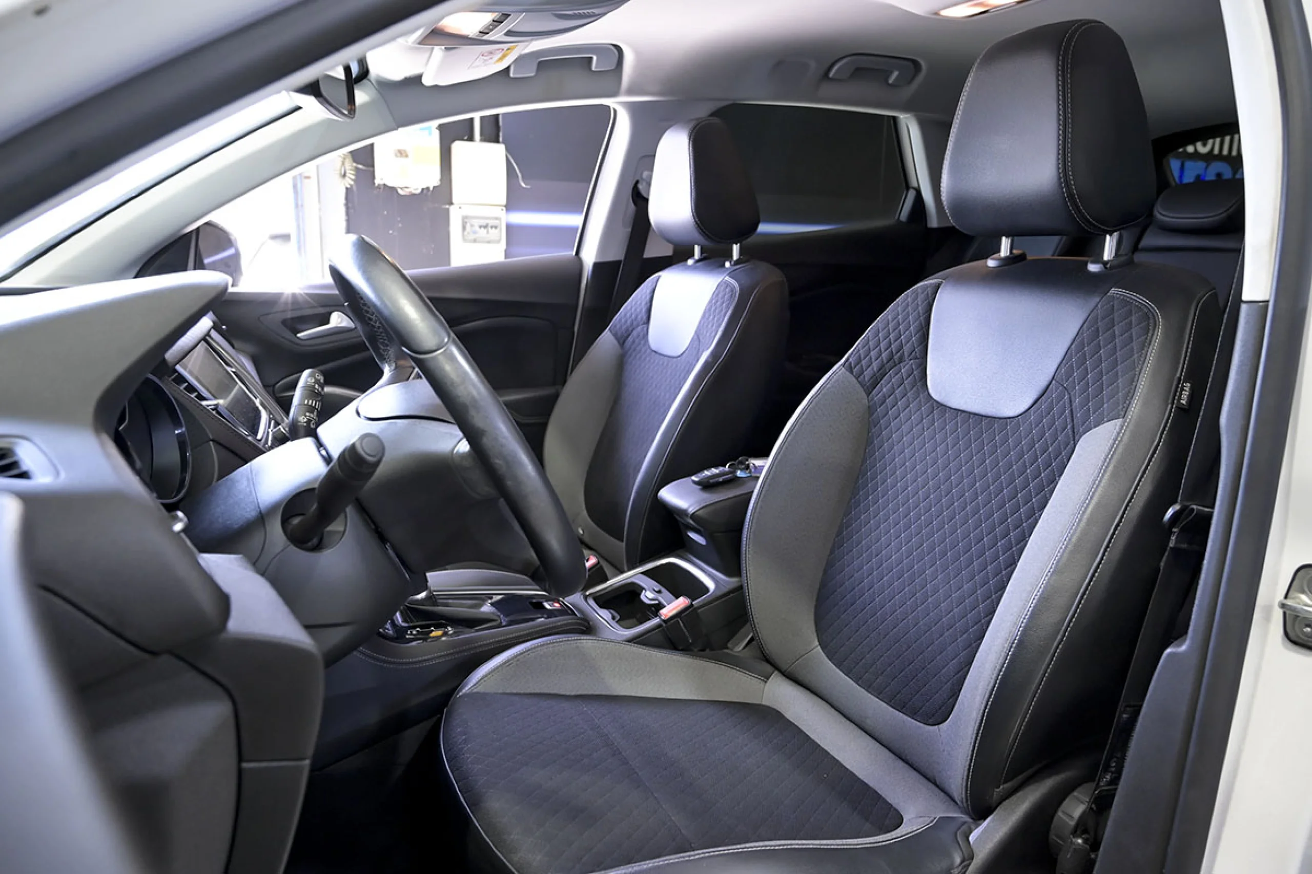 Opel GrandLand X 1.6 CDTi Selective - Foto 22