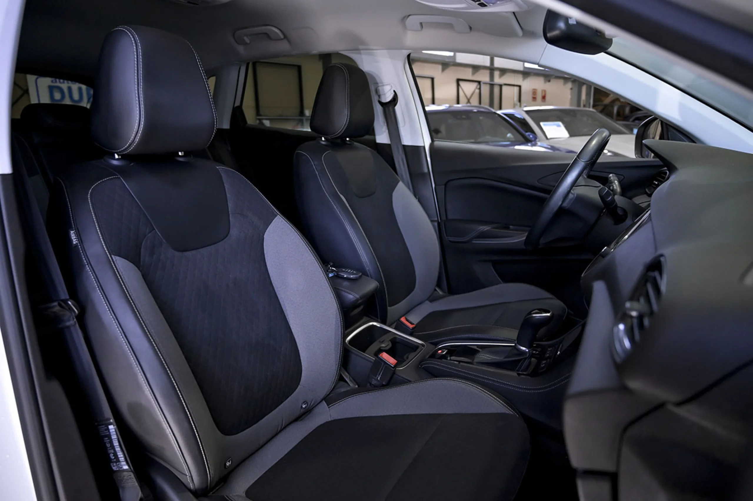 Opel GrandLand X 1.6 CDTi Selective - Foto 28