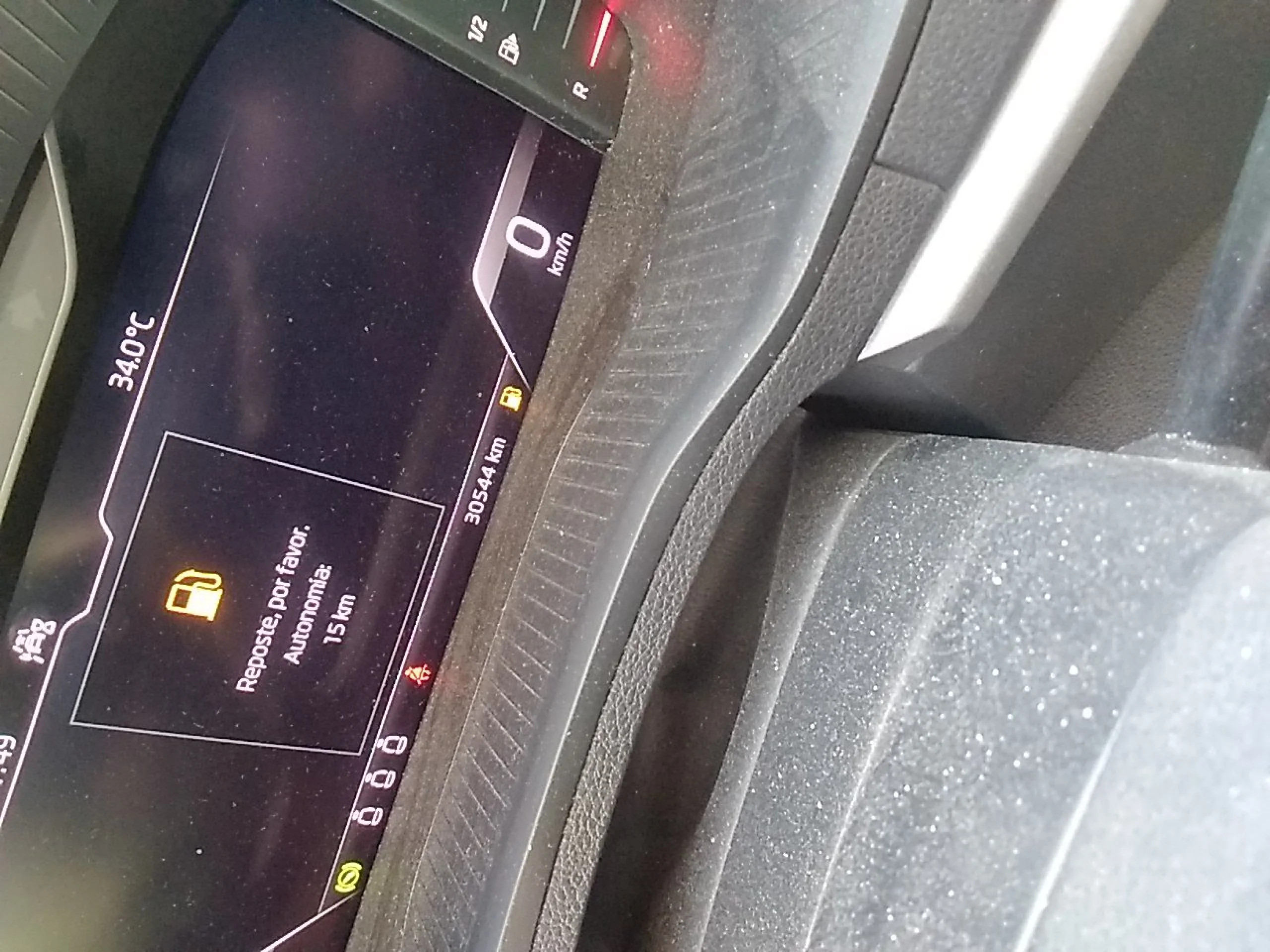 Skoda Karoq 1.5 TSI 110kW (150CV) DSG ACT Ambition - Foto 8