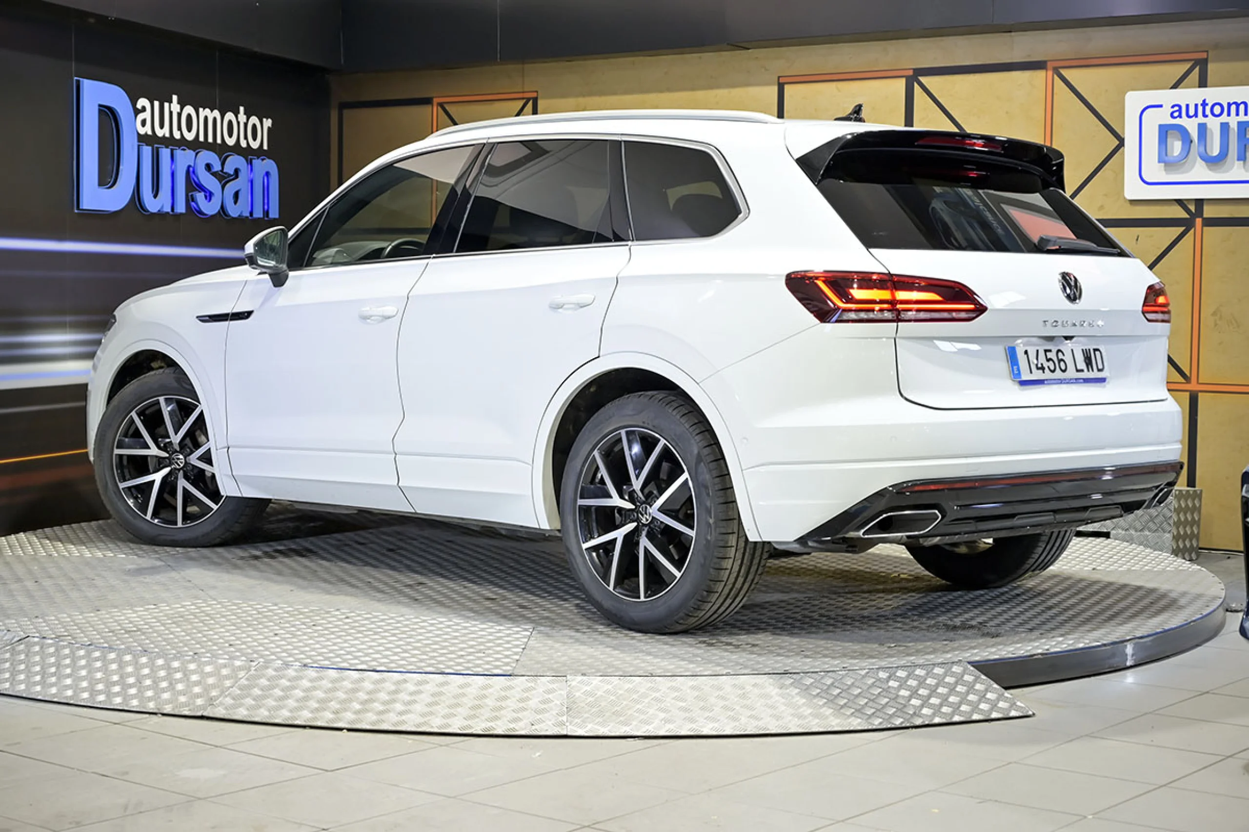Volkswagen Touareg Prem Eleg 3.0 V6 TDI 210kW Tip 4M - Foto 4