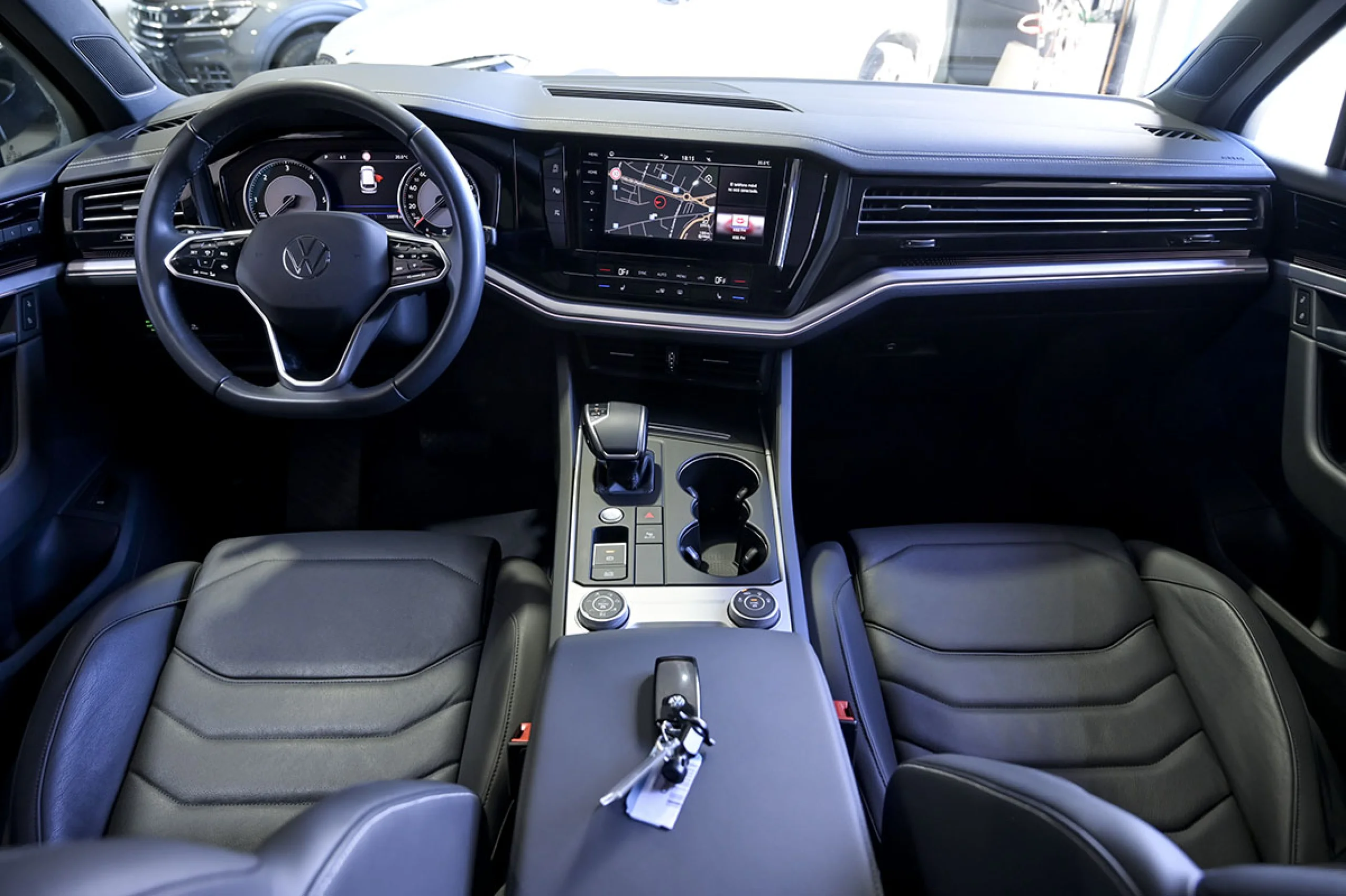 Volkswagen Touareg Prem Eleg 3.0 V6 TDI 210kW Tip 4M - Foto 8