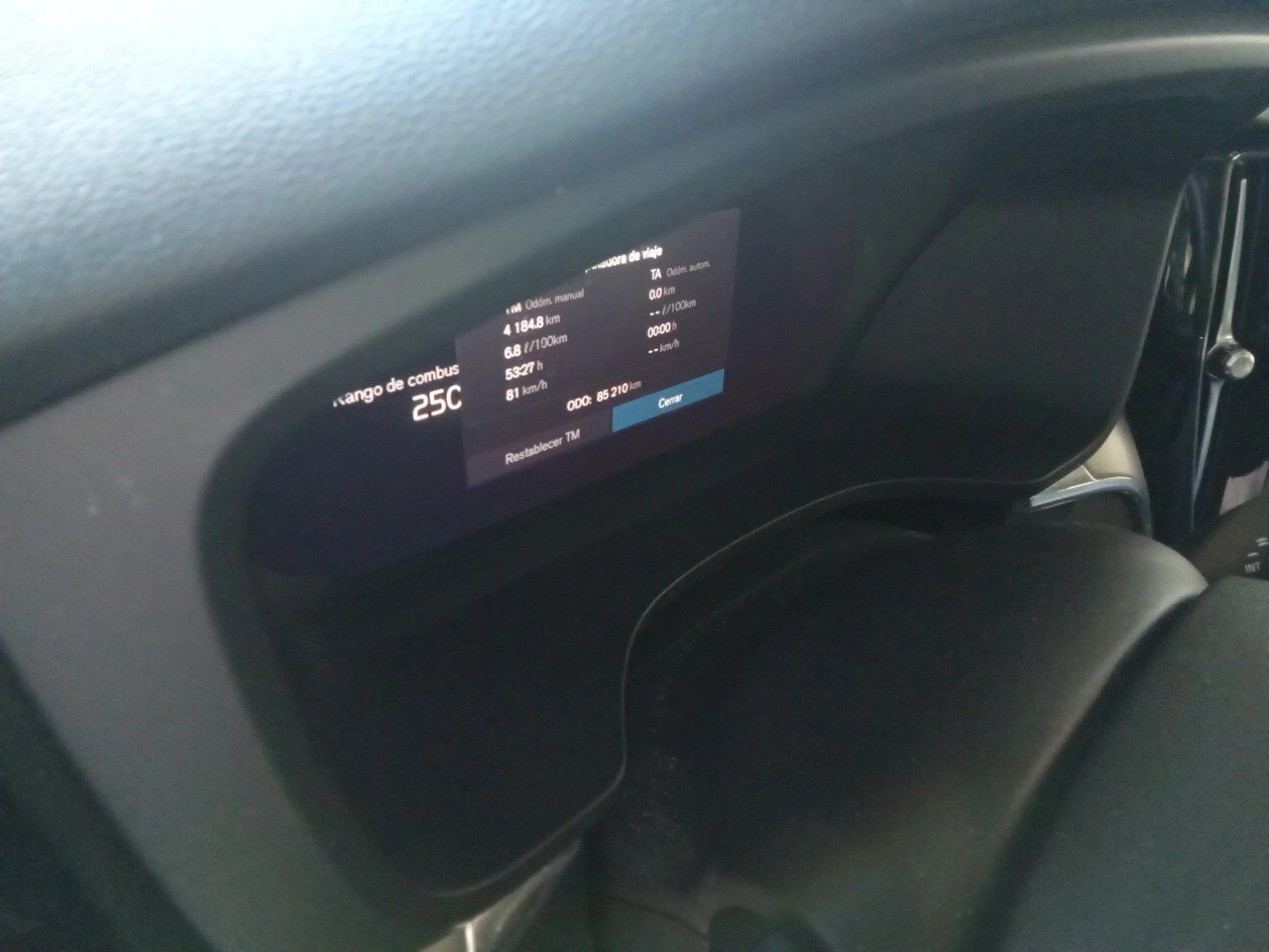 Volvo XC 60 XC60 2.0 B4 D AWD Core Auto - Foto 8