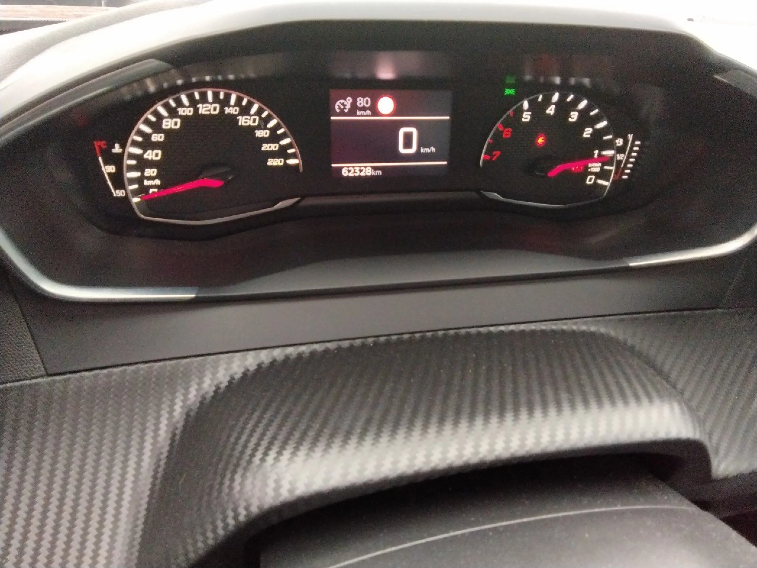 Peugeot 2008 Active Pack BlueHDI 81kW (110CV) - Foto 8