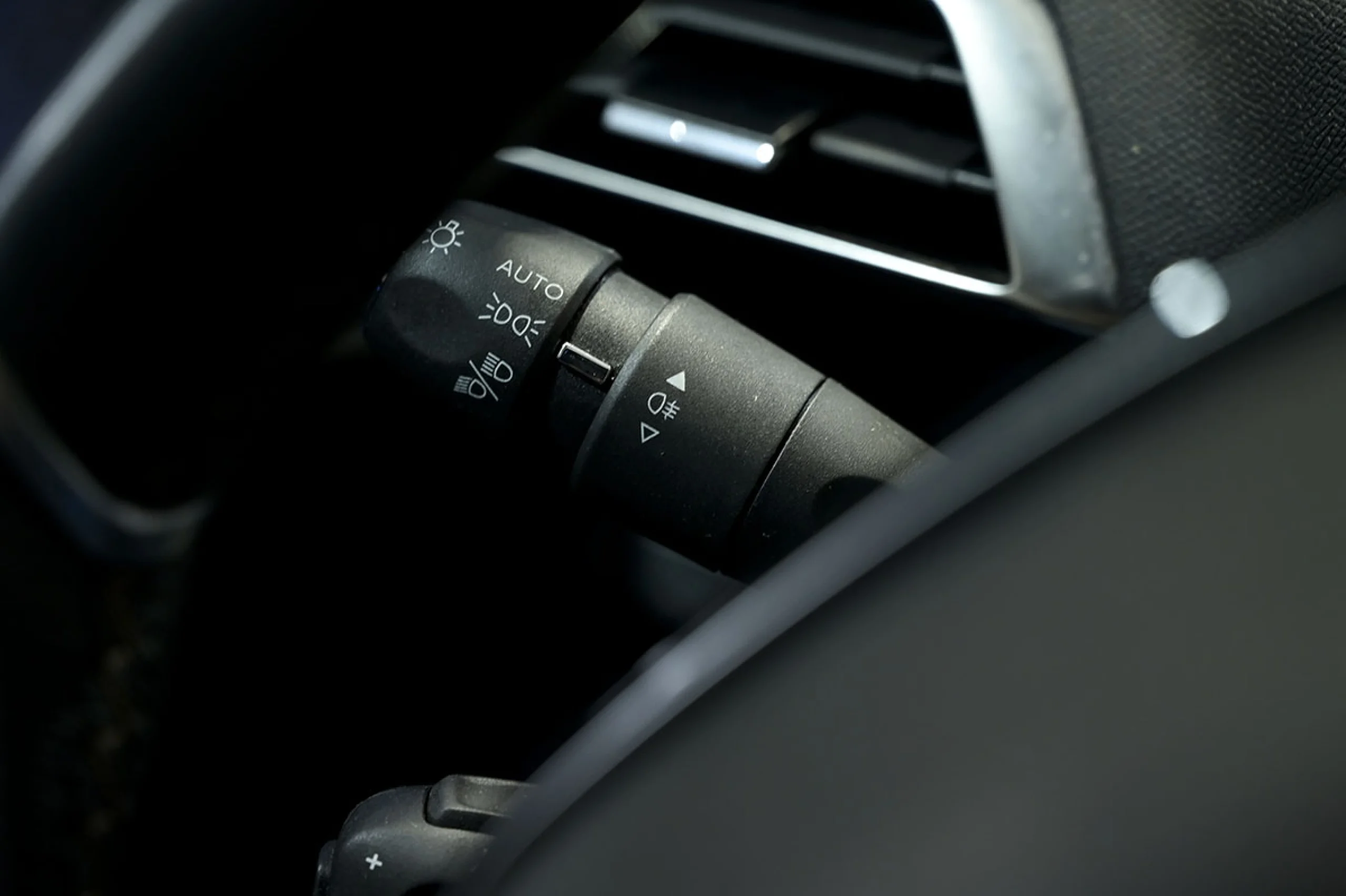 Peugeot 3008 1.5 BlueHDi 96kW 130CV SS GT - Foto 36