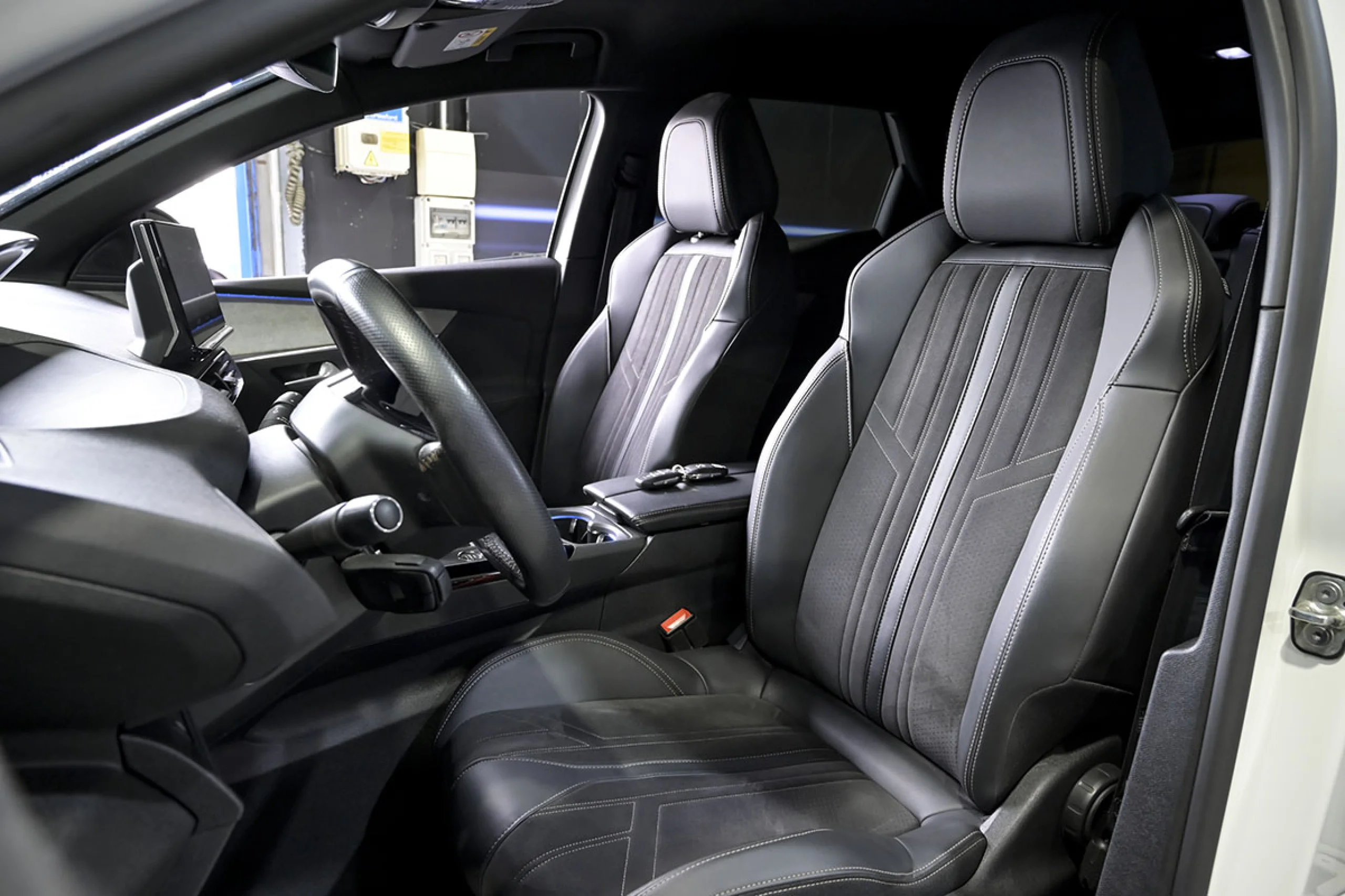 Peugeot 3008 1.5 BlueHDi 96kW 130CV SS GT - Foto 40