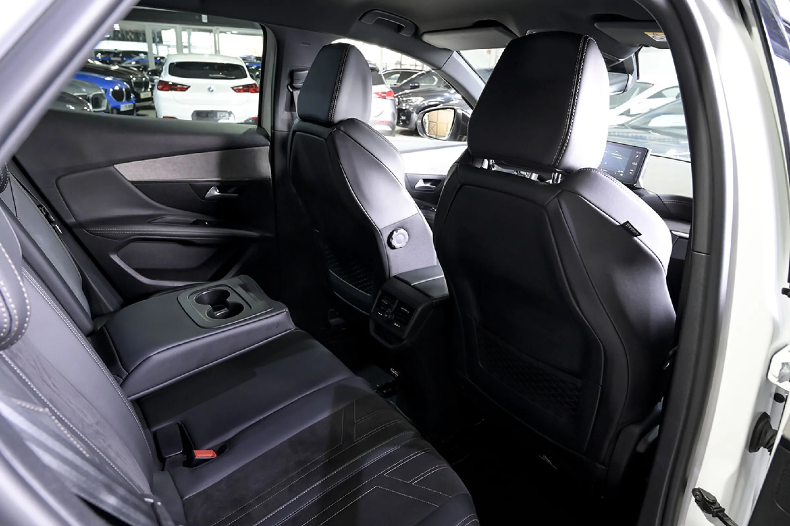 Peugeot 3008 1.5 BlueHDi 96kW 130CV SS GT - Foto 14