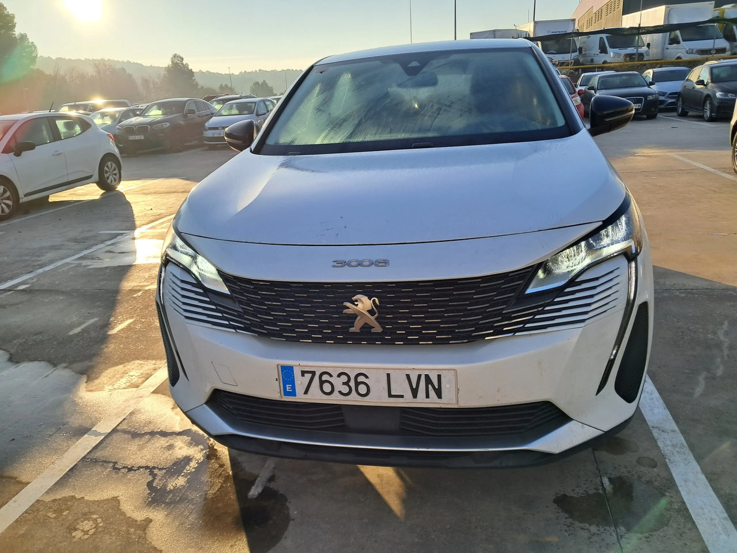 Peugeot 3008 1.5 BlueHDi 96kW (130CV) S&amp;S Active Pack - Foto 2
