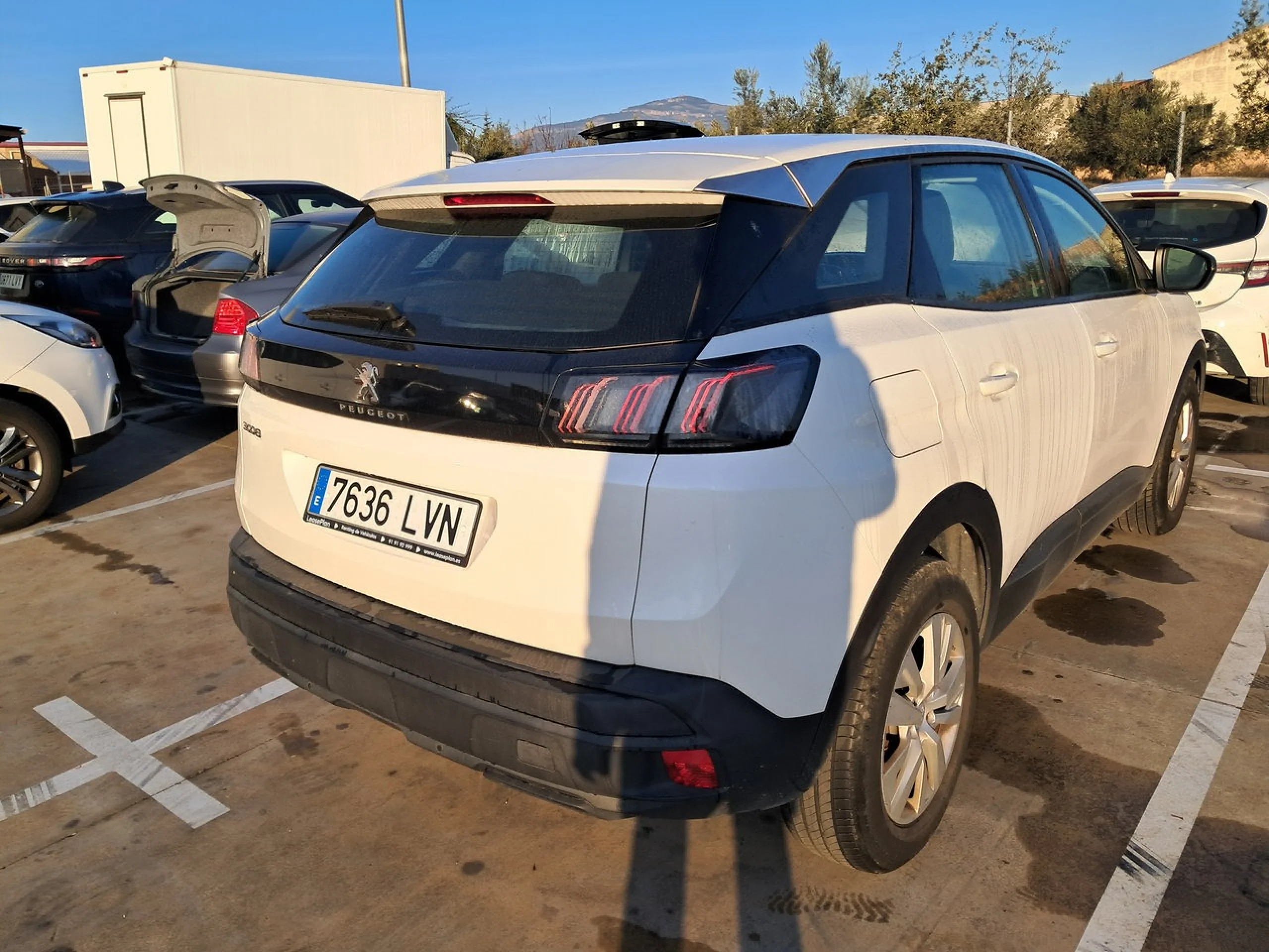 Peugeot 3008 1.5 BlueHDi 96kW (130CV) S&amp;S Active Pack - Foto 4