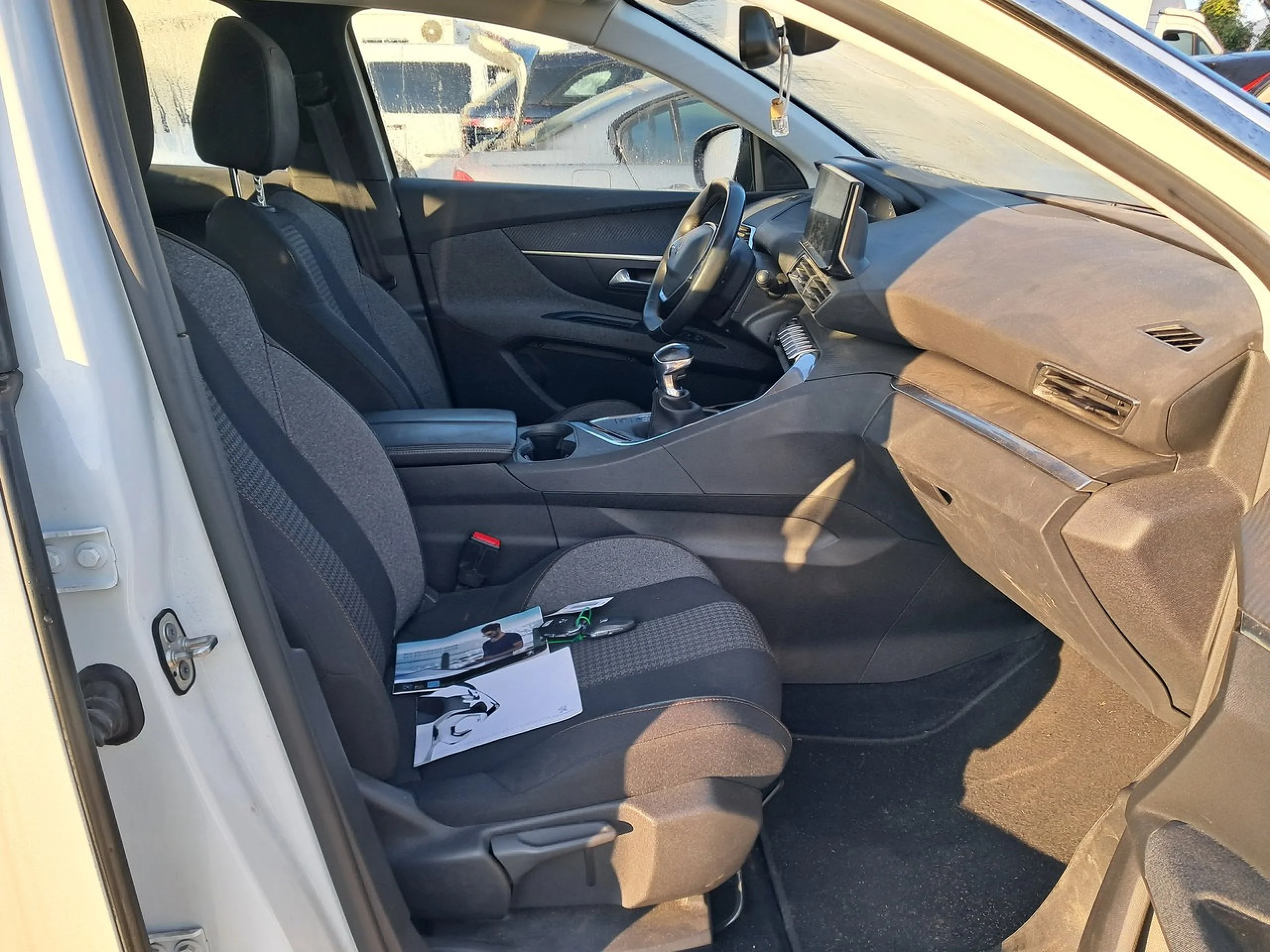 Peugeot 3008 1.5 BlueHDi 96kW (130CV) S&amp;S Active Pack - Foto 8