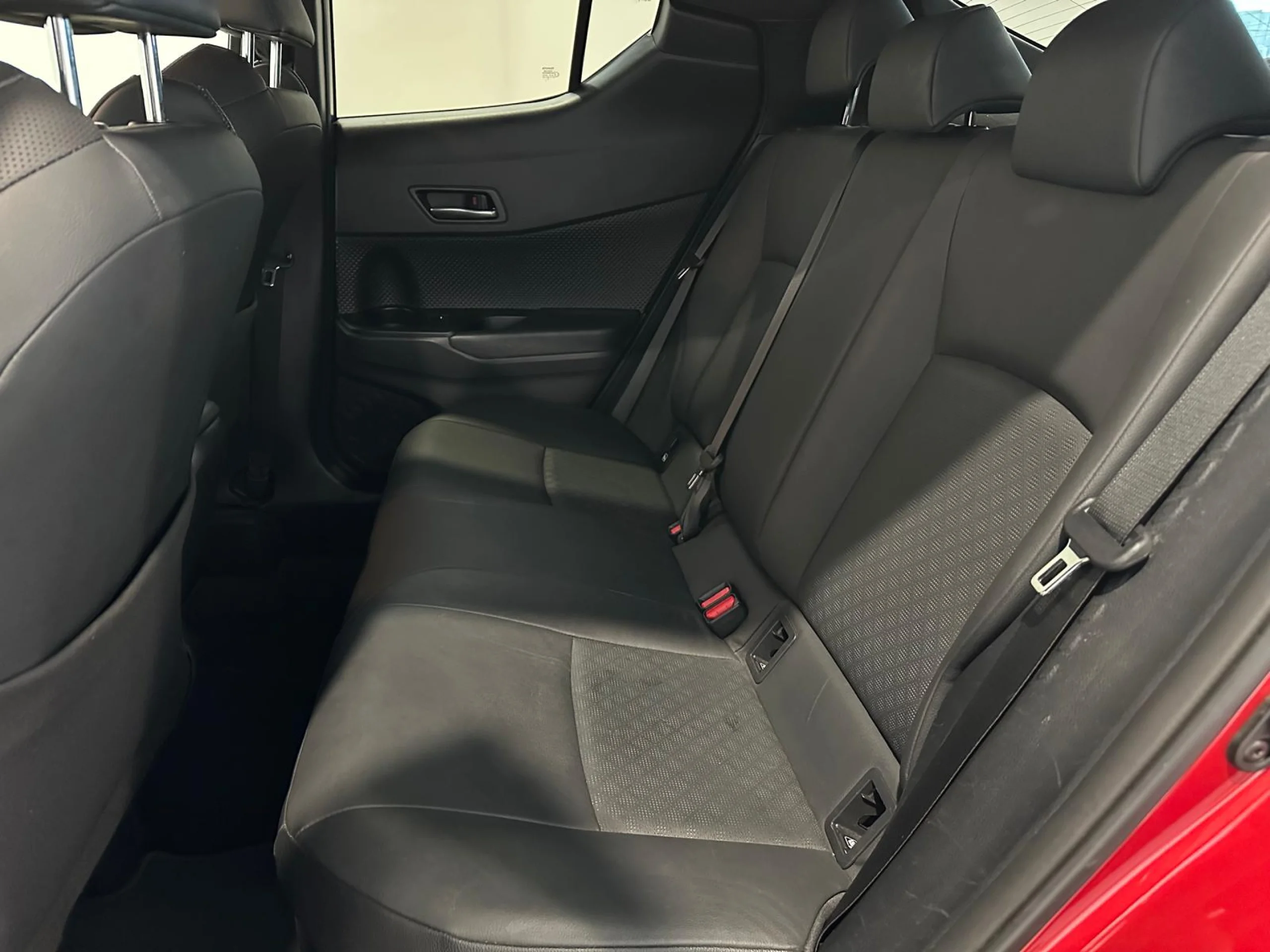 Toyota C-HR 2.0 180H Advance Luxury - Foto 7