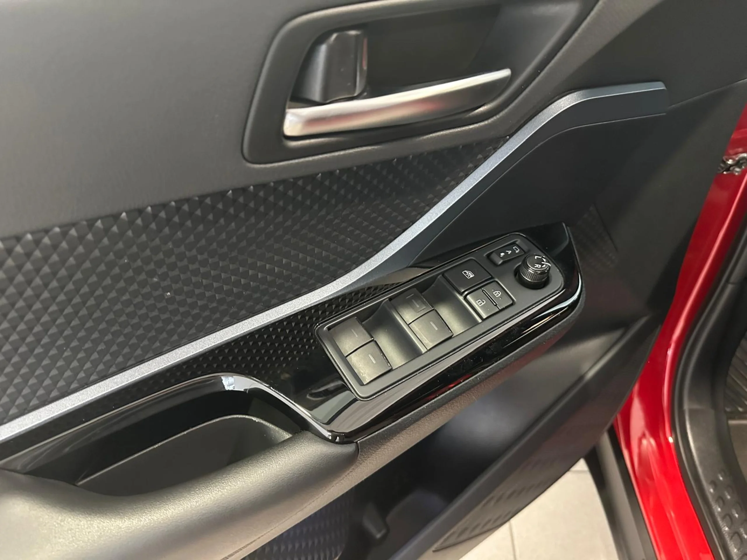 Toyota C-HR 2.0 180H Advance Luxury - Foto 13