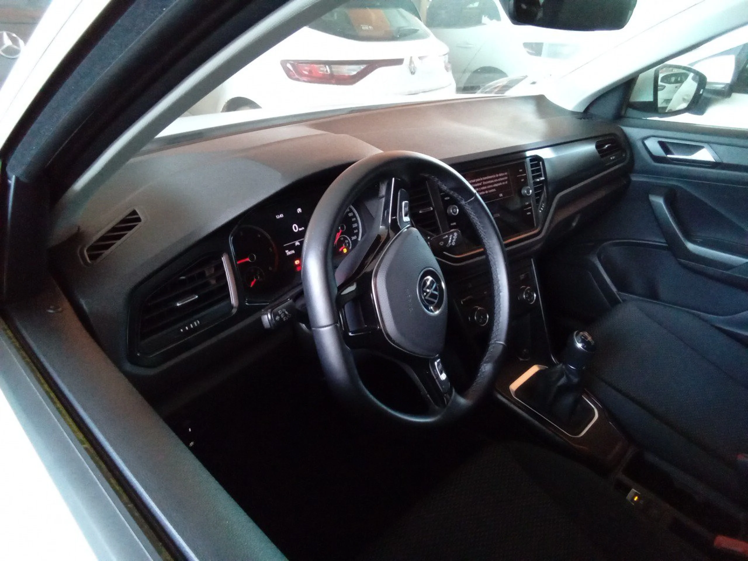 Volkswagen T-Roc Edition 2.0 TDI 85kW (115CV) - Foto 7