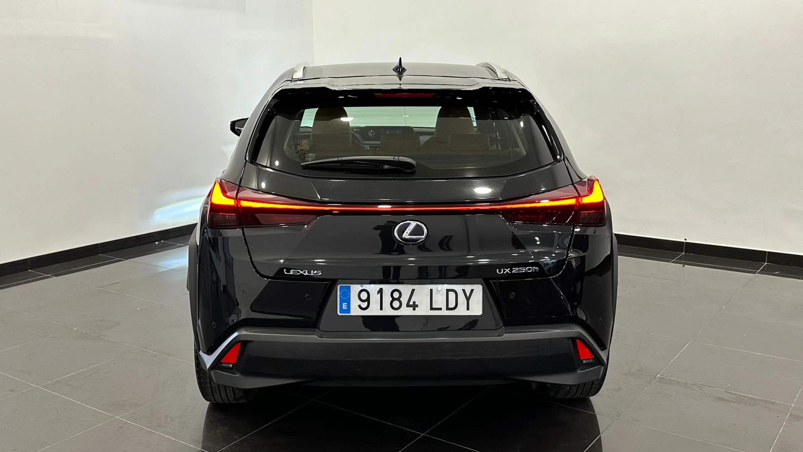 Lexus UX 250h UX 2.0 250h Executive Navigation - Foto 4