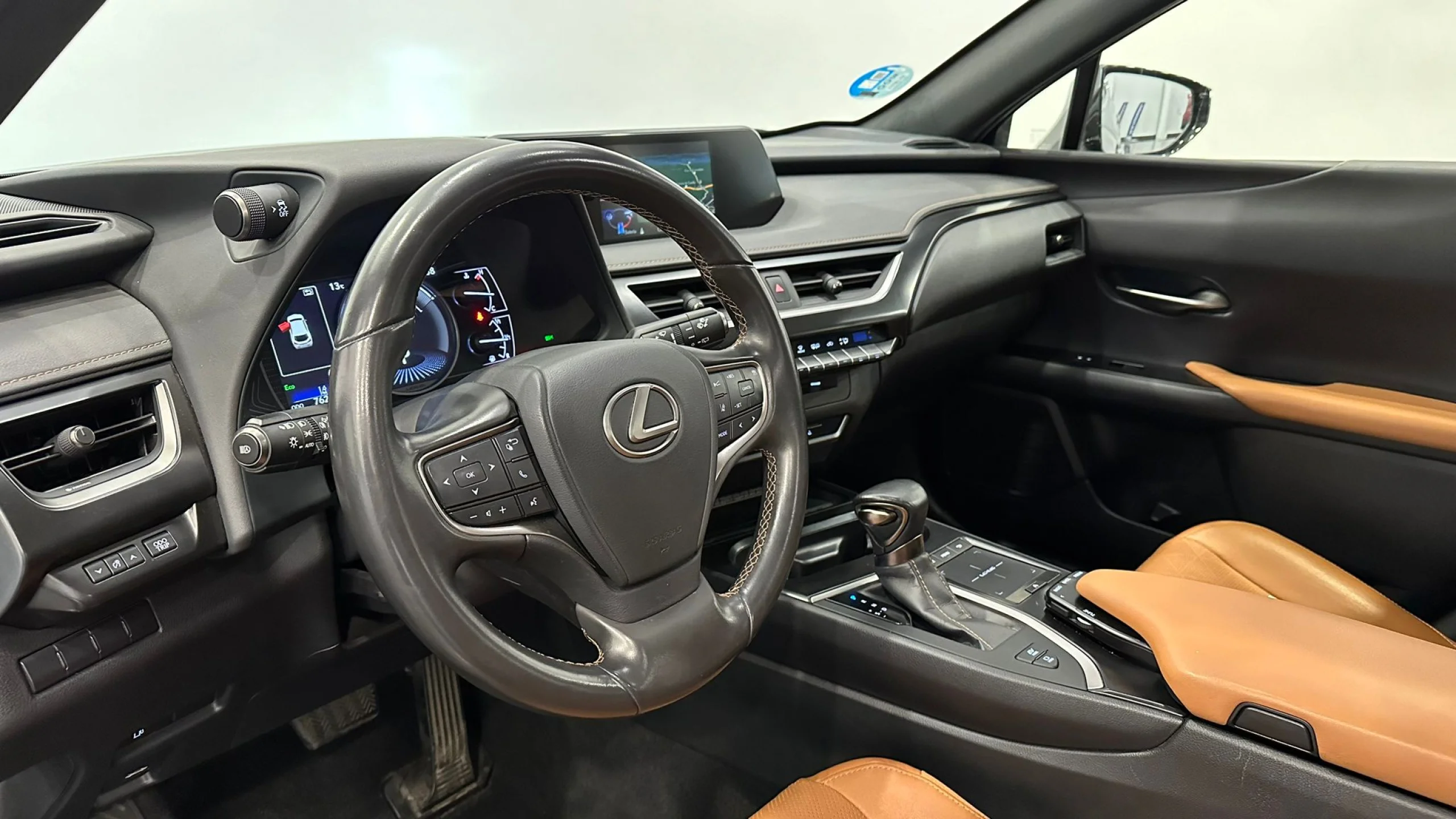 Lexus UX 250h UX 2.0 250h Executive Navigation - Foto 5