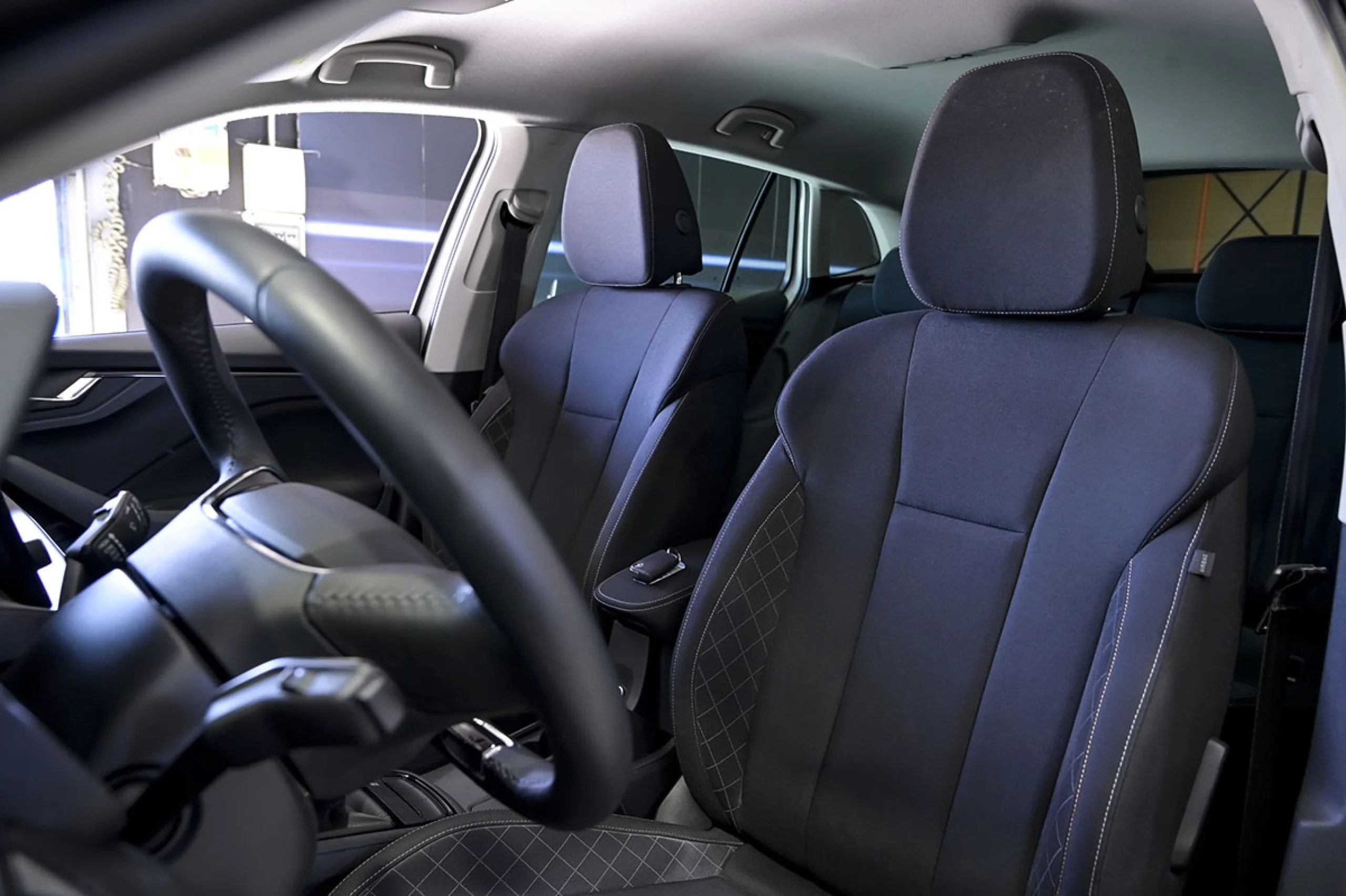 Skoda Scala 1.0 TSI 81KW 110 CV Ambition - Foto 9