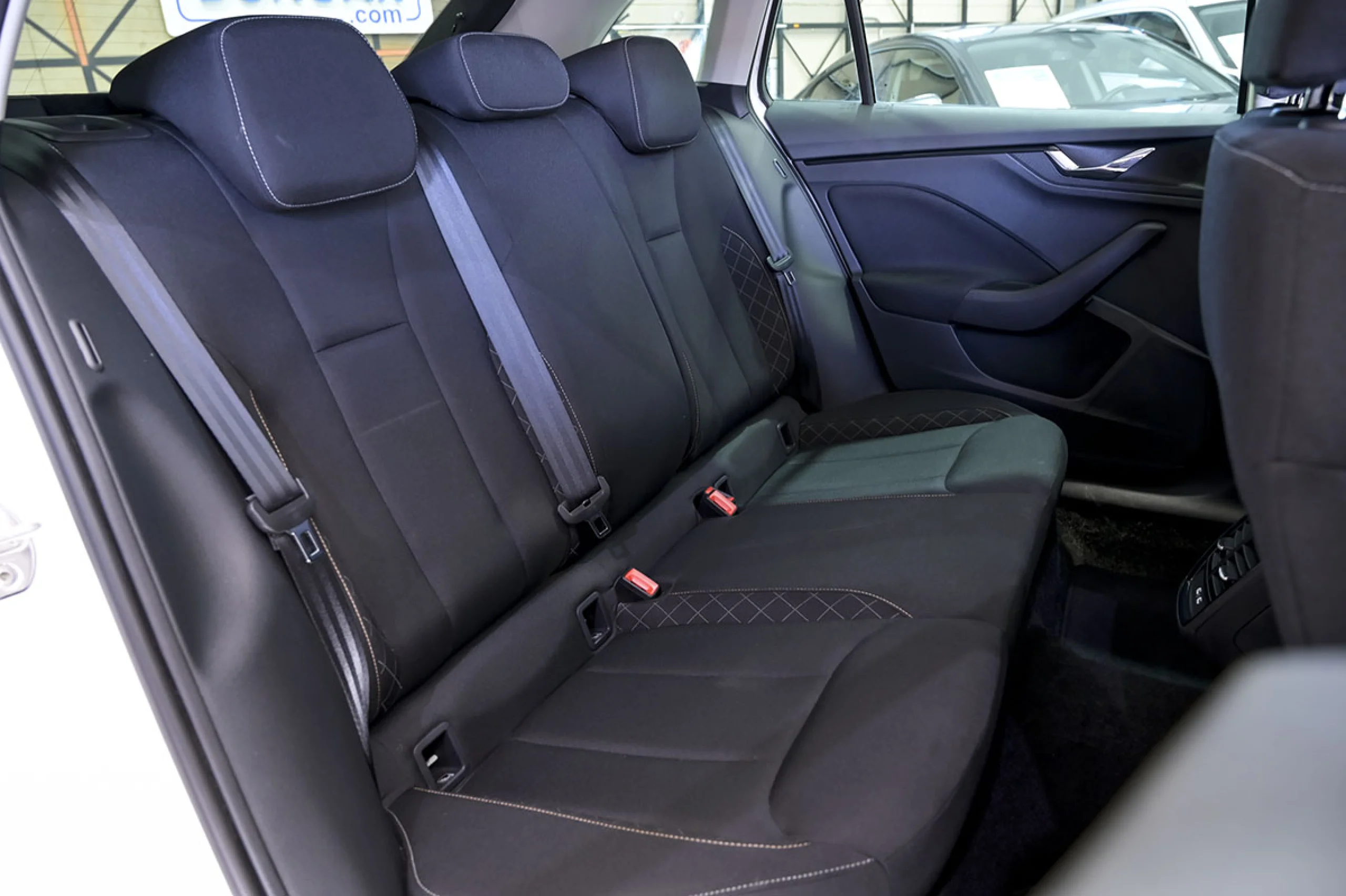 Skoda Scala 1.0 TSI 81KW 110 CV Ambition - Foto 18