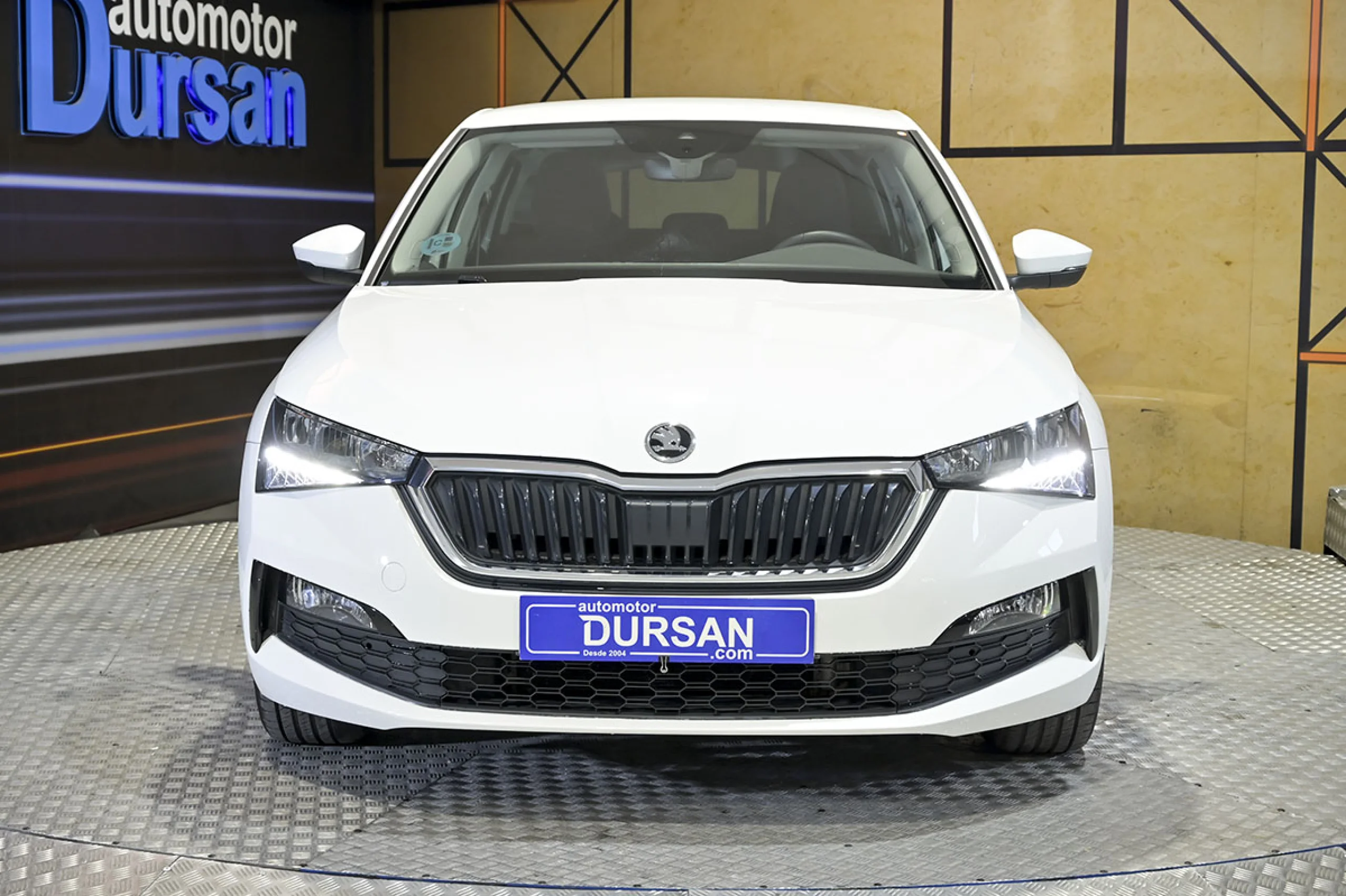 Skoda Scala 1.0 TSI 81KW 110 CV Ambition - Foto 2