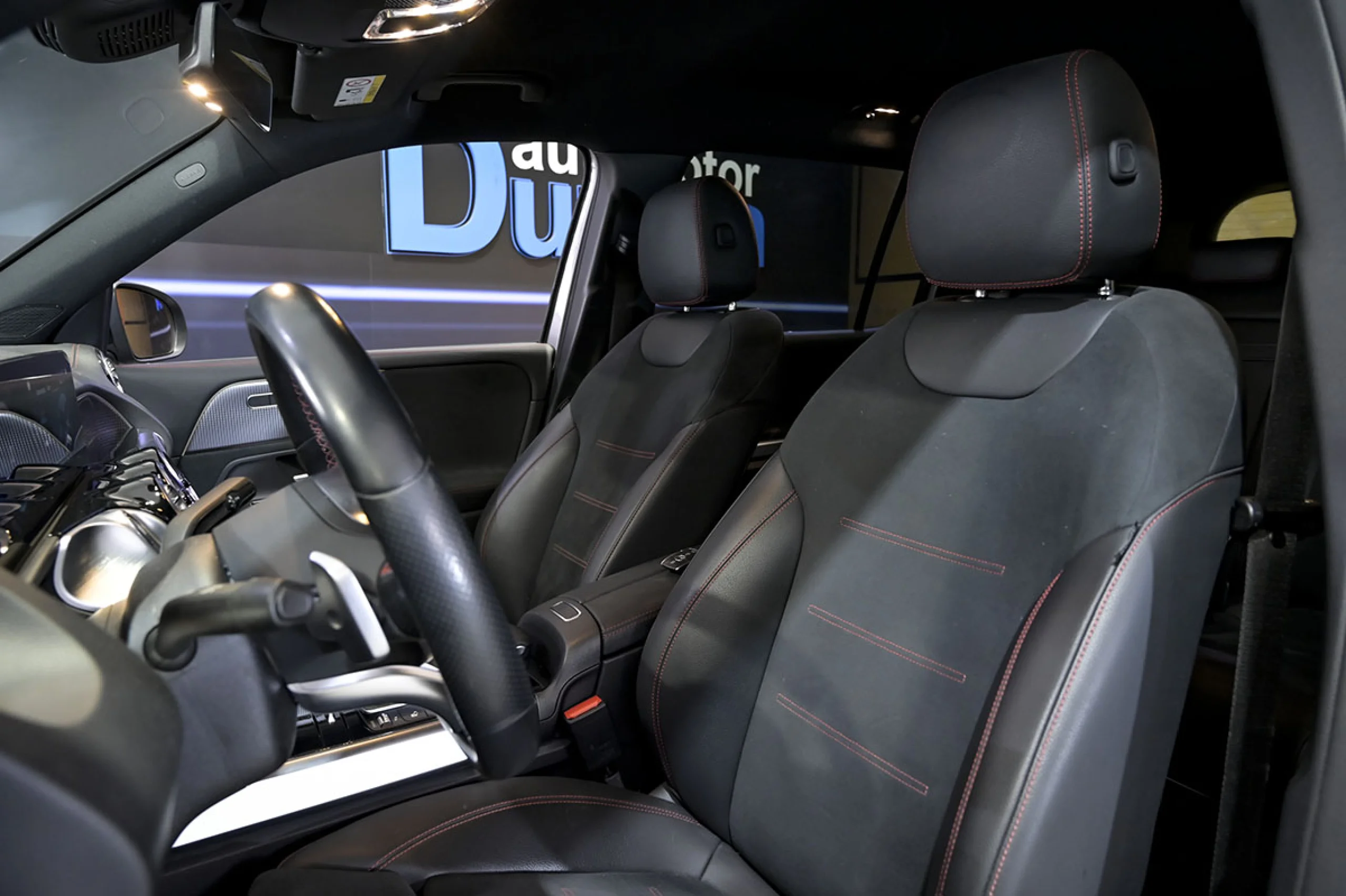 Mercedes-Benz EQB 300 MERCEDES-BENZ EQB EQB 300 4MATIC - Foto 8