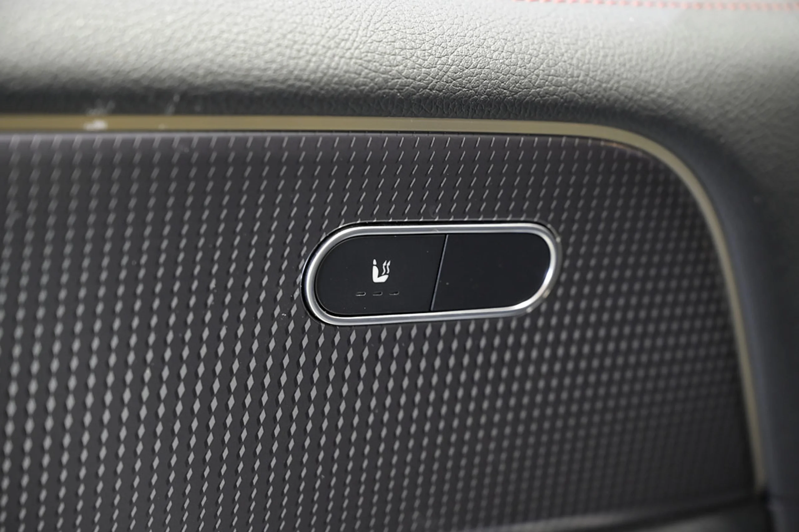 Mercedes-Benz EQB 300 MERCEDES-BENZ EQB EQB 300 4MATIC - Foto 23