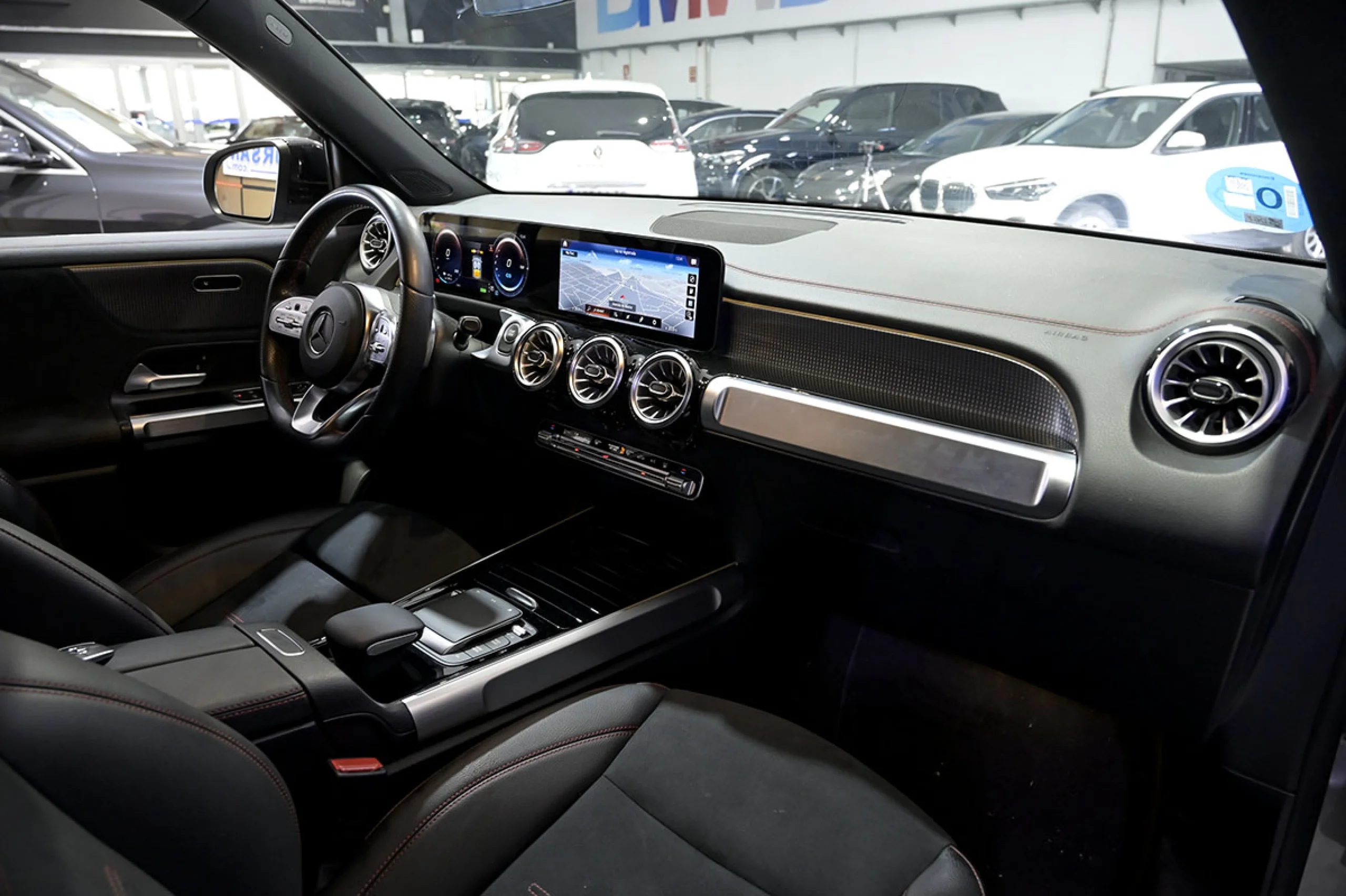 Mercedes-Benz EQB 300 MERCEDES-BENZ EQB EQB 300 4MATIC - Foto 35