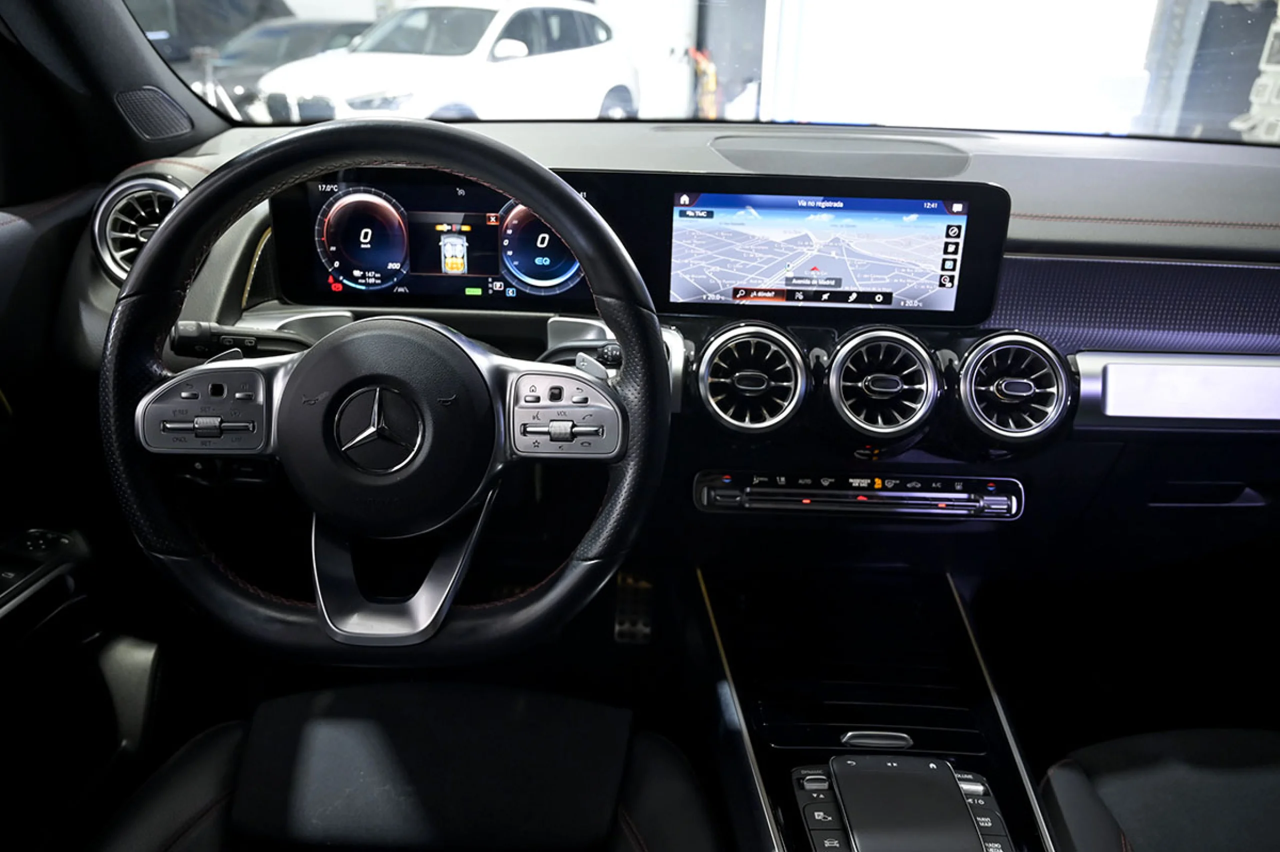 Mercedes-Benz EQB 300 MERCEDES-BENZ EQB EQB 300 4MATIC - Foto 36