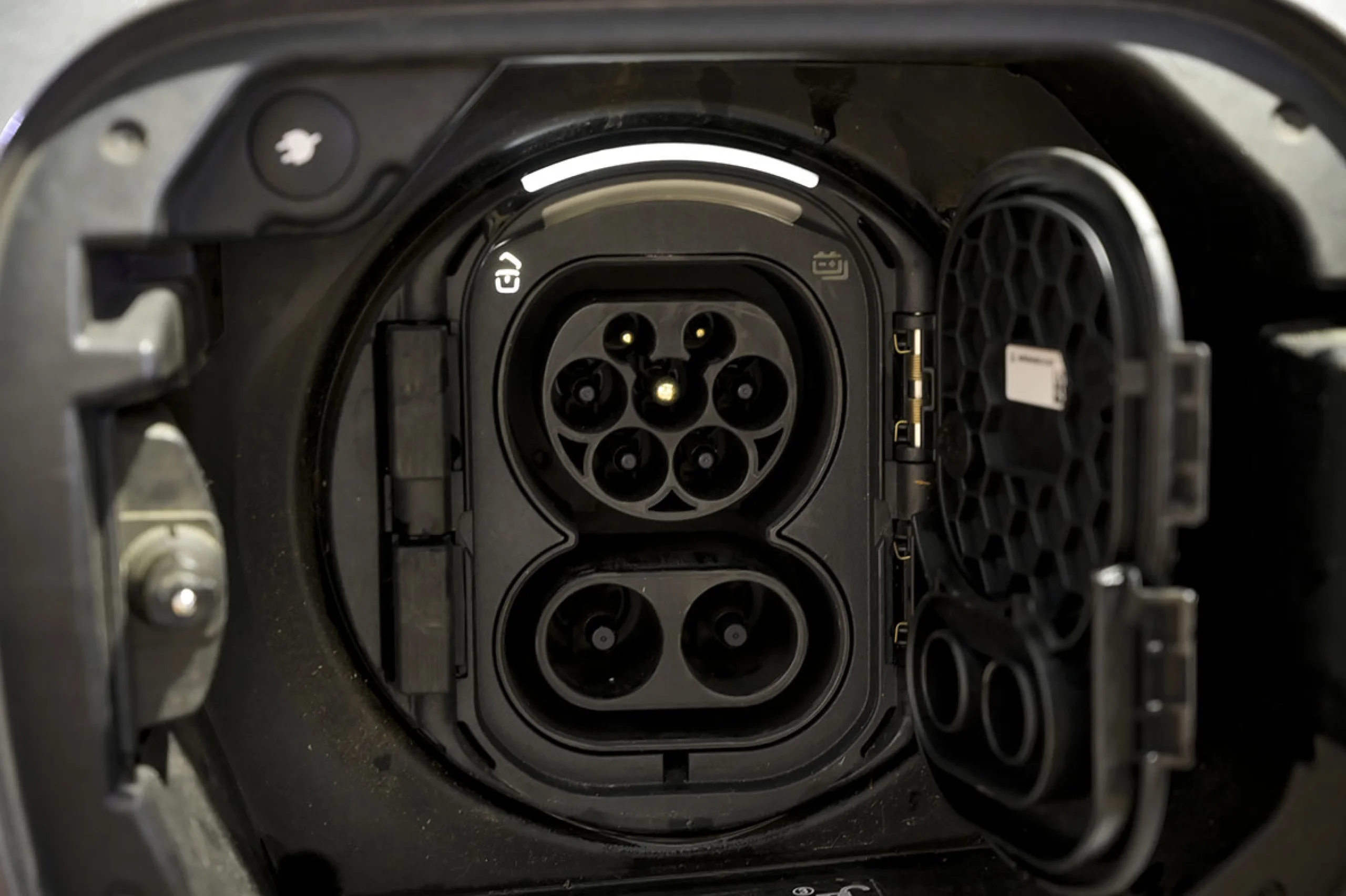 Mercedes-Benz EQB 300 MERCEDES-BENZ EQB EQB 300 4MATIC - Foto 37