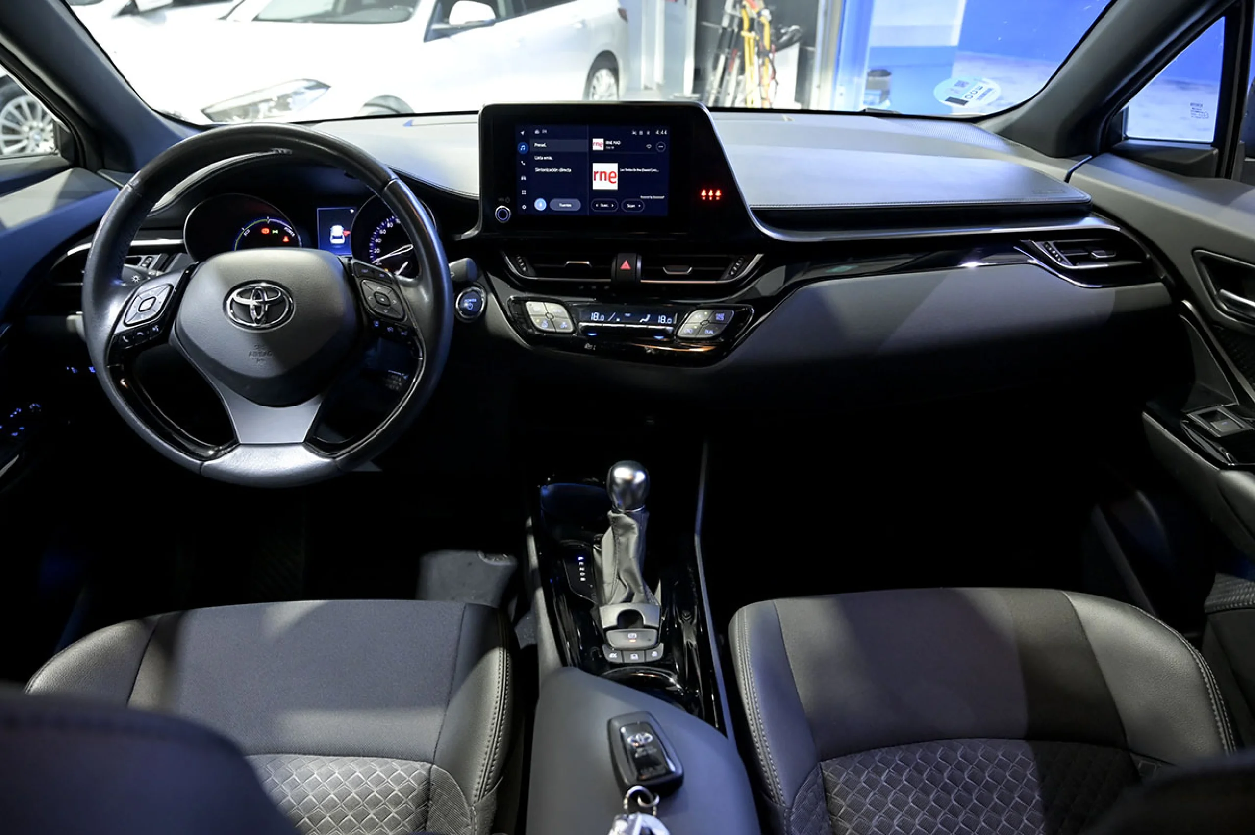 Toyota C-HR 1.8 125H Advance - Foto 7