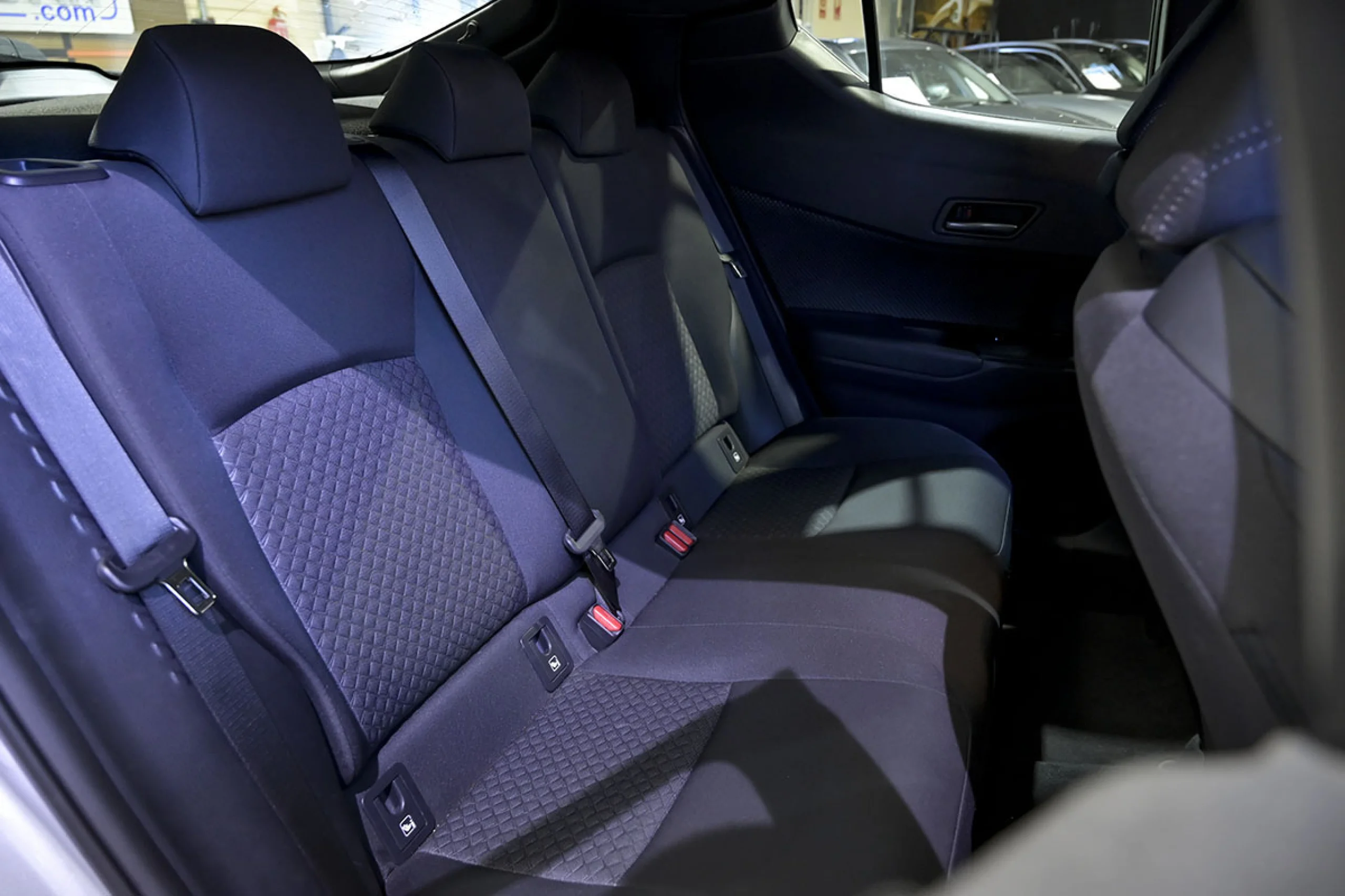 Toyota C-HR 1.8 125H Advance - Foto 17