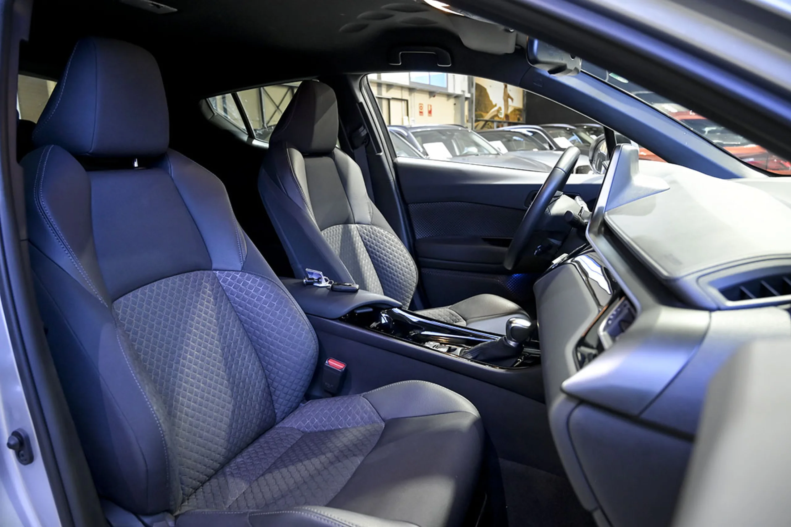 Toyota C-HR 1.8 125H Advance - Foto 29