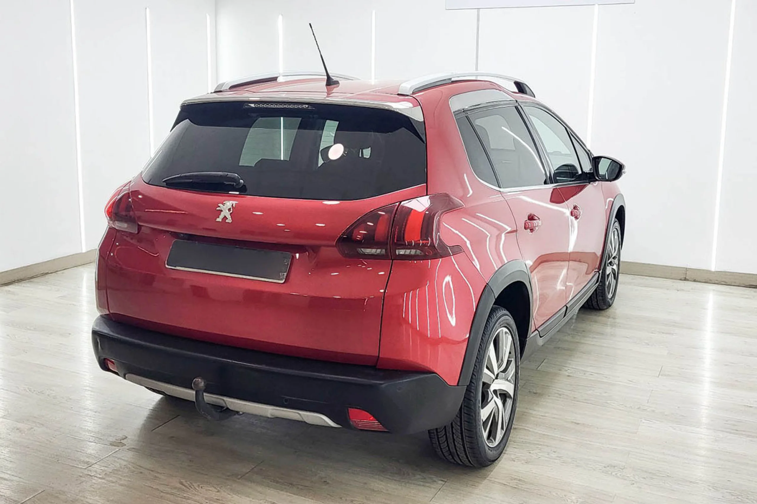 Peugeot 2008 Allure BlueHDi 120 SS EAT6 - Foto 5