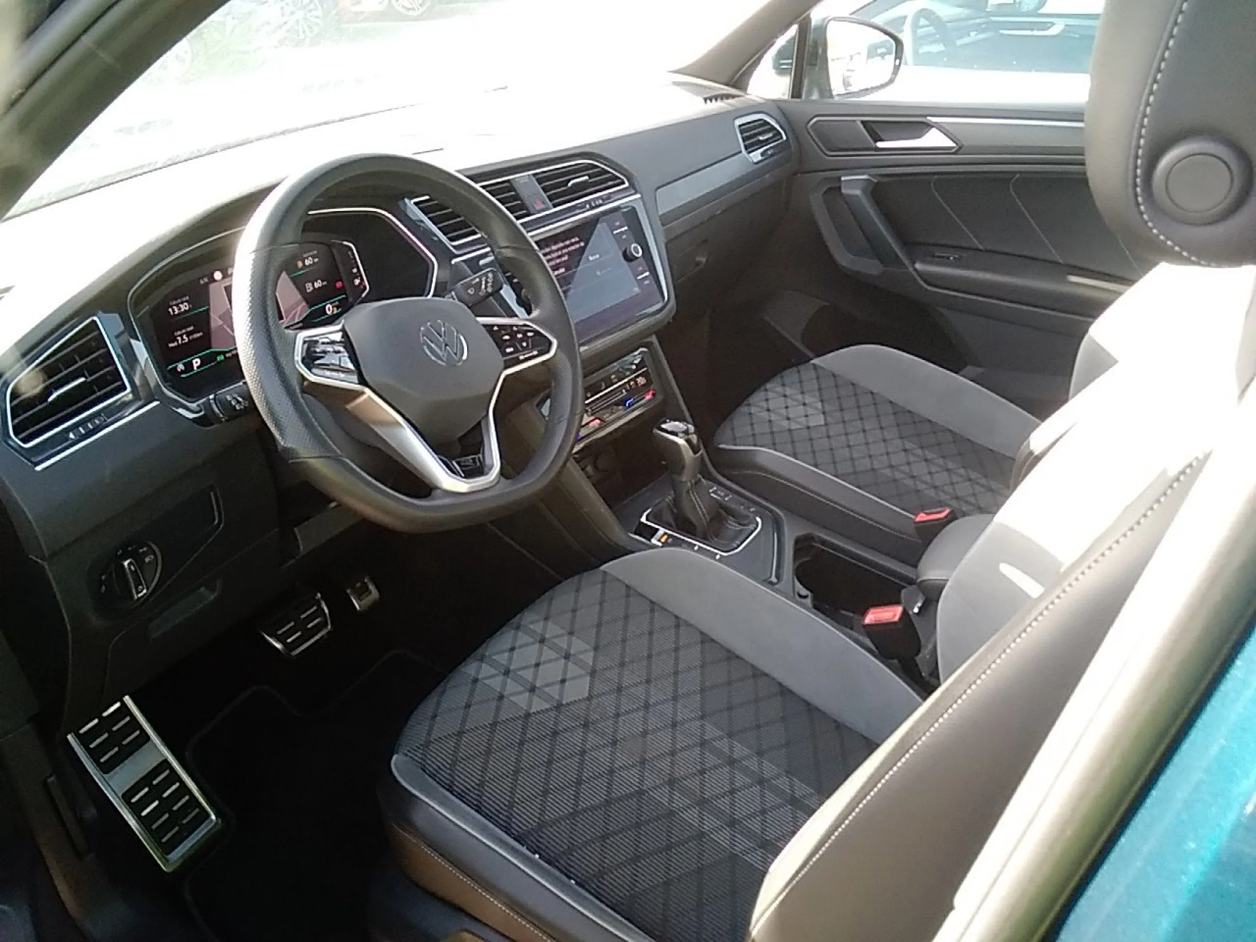 Volkswagen Tiguan R-Line 2.0 TDI 110kW (150CV) DSG - Foto 7