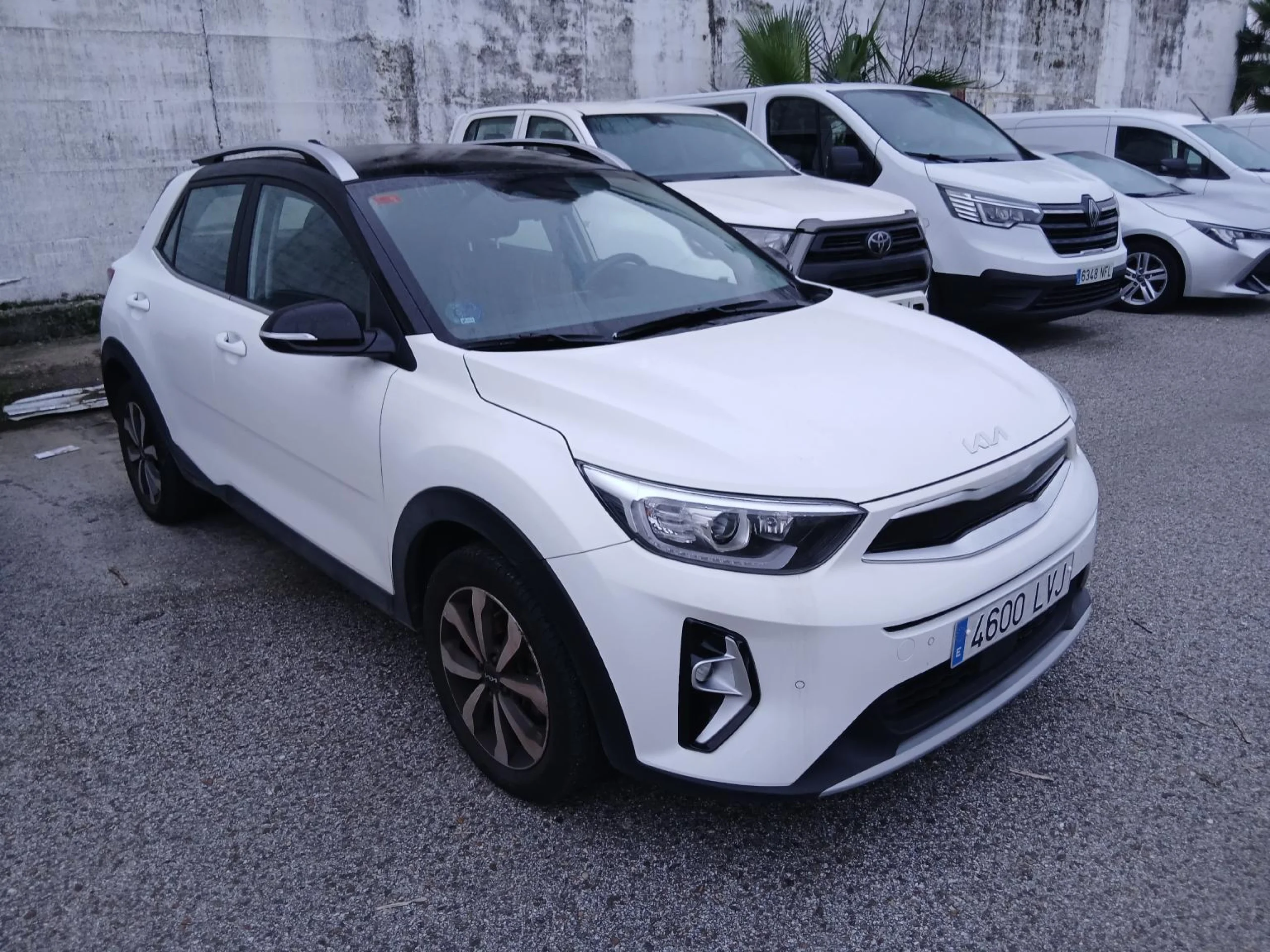 Kia Stonic 1.0 T-GDi 88kW (120CV) MHEV iMT Drive - Foto 4