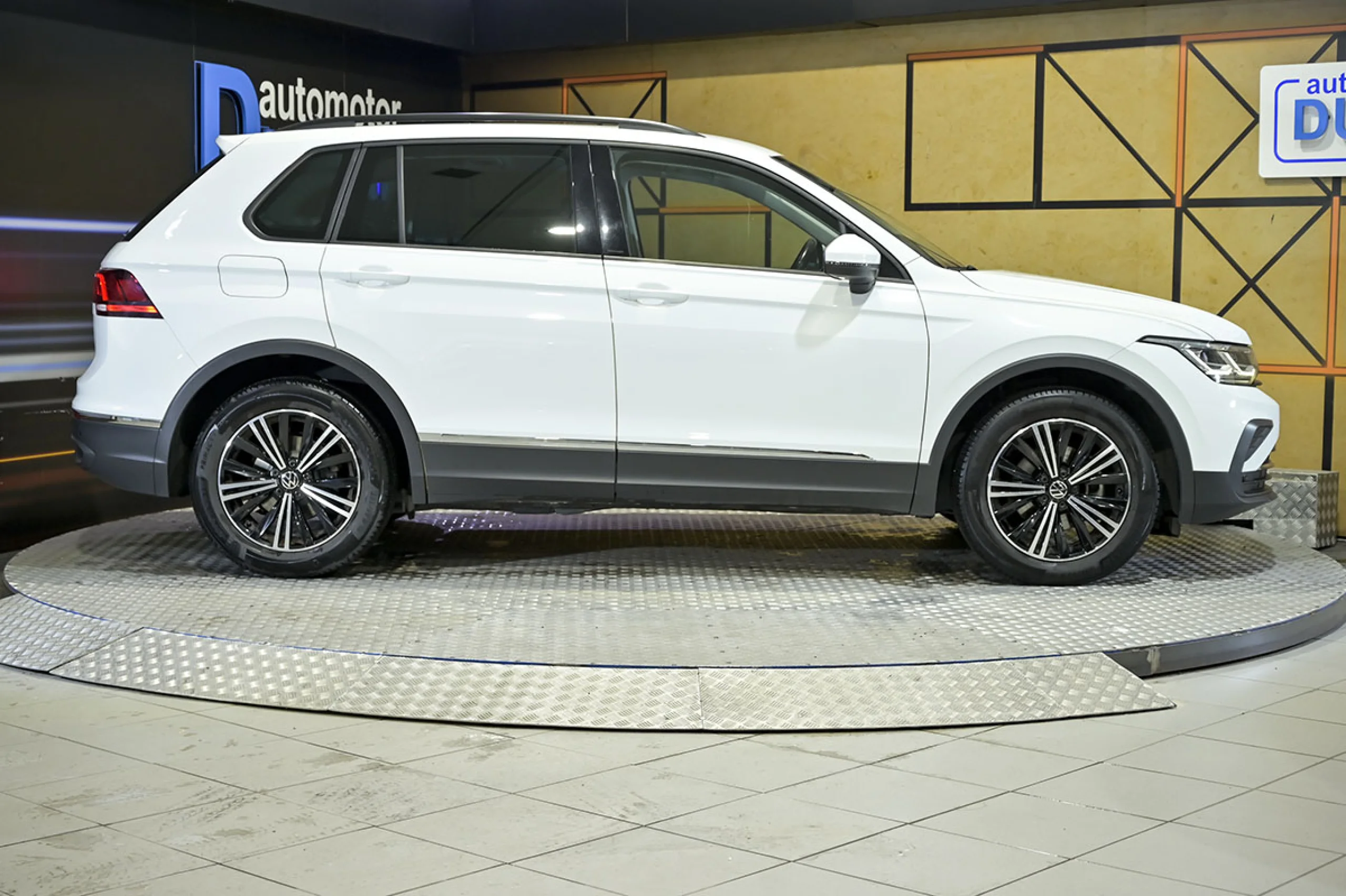 Volkswagen Tiguan Life 2.0 TDI 110kW 150CV DSG - Foto 25