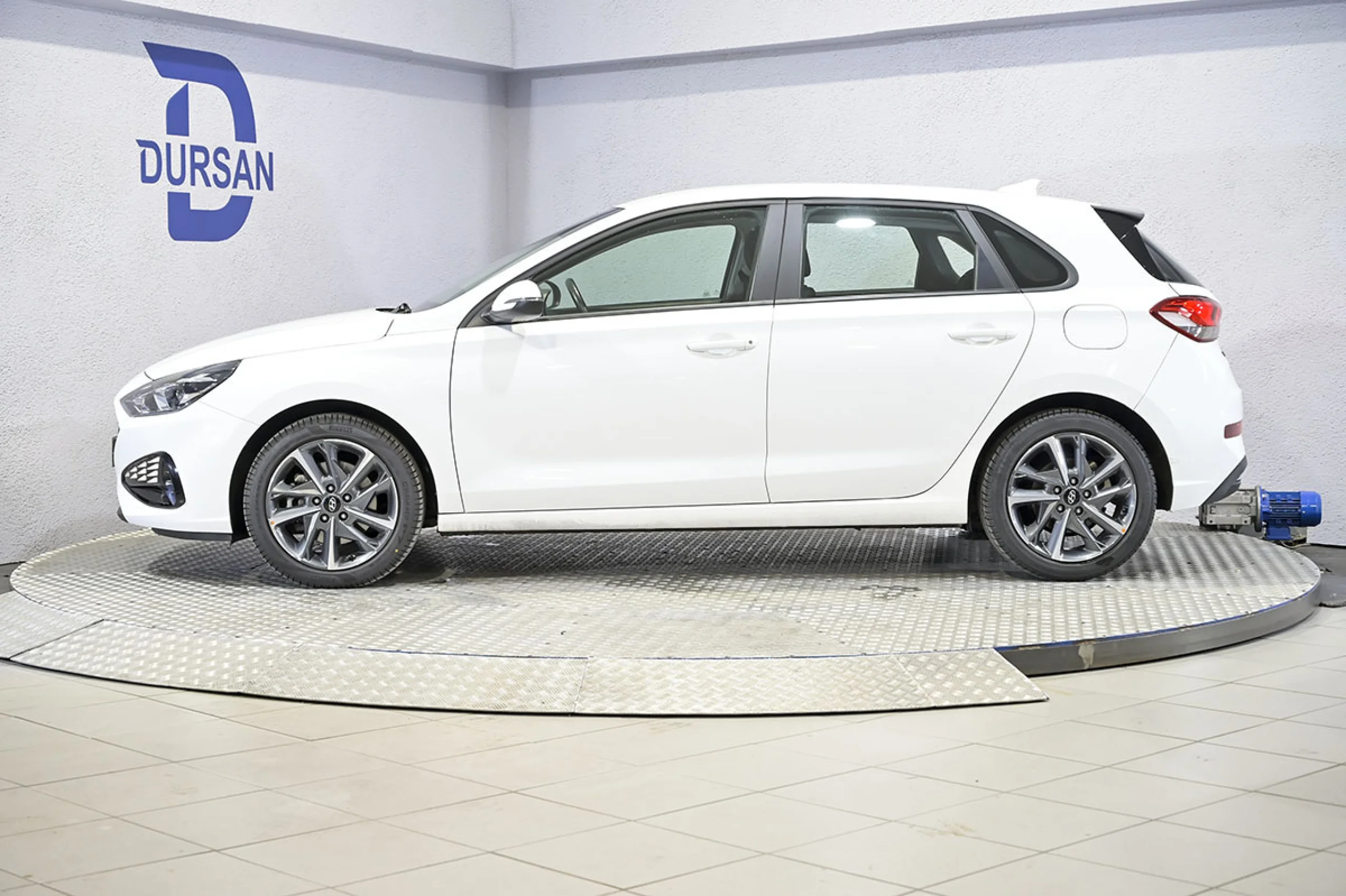 Hyundai I30 1.5 DPI Klass SLX - Foto 18
