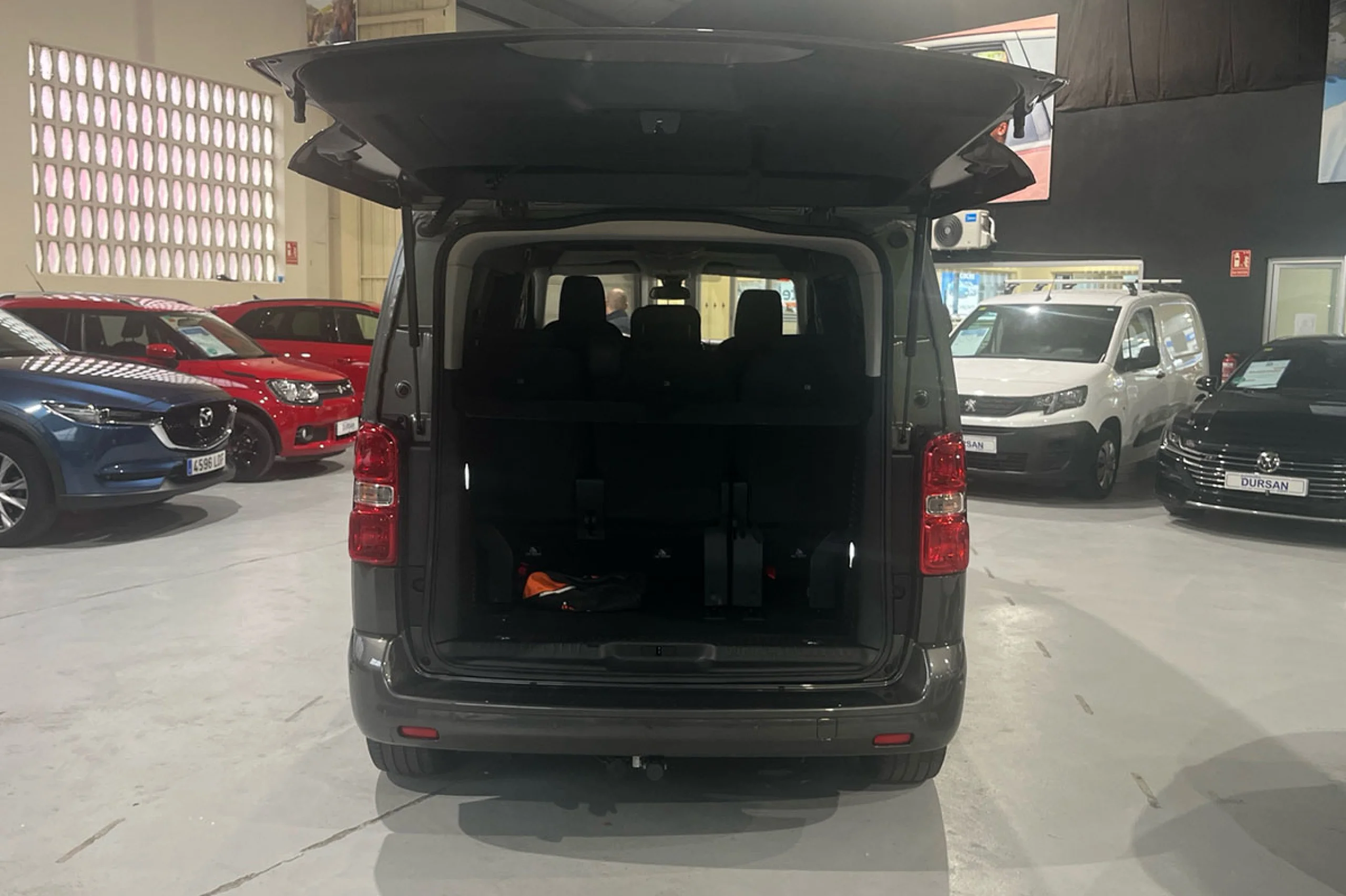 Peugeot Traveller Active BlueHDi 145 SS 6V MAN Standard - Foto 13