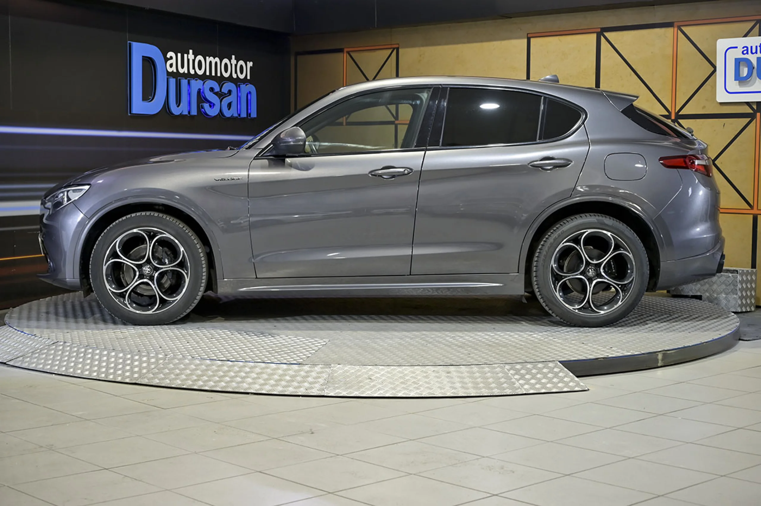 Alfa Romeo Stelvio 2.2 Diesel 154kW 210CV Veloce Q4 - Foto 19
