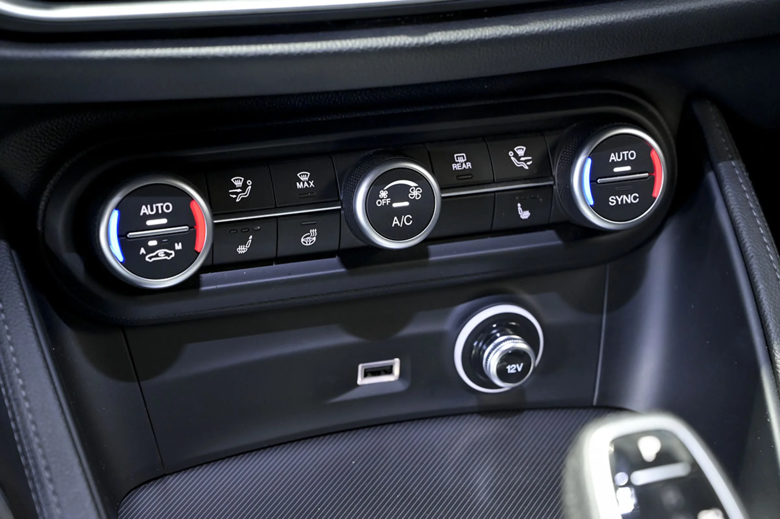 Alfa Romeo Stelvio 2.2 Diesel 154kW 210CV Veloce Q4 - Foto 32